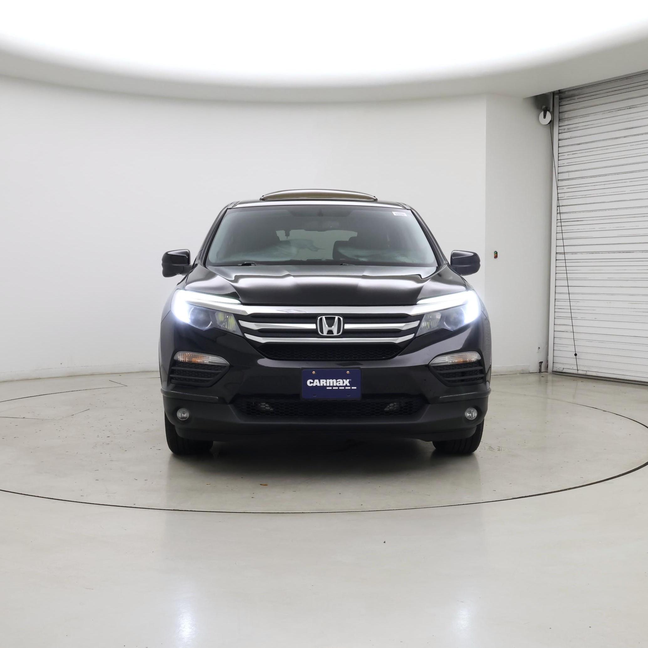 Thumbnail: 2017 Honda Pilot - 5