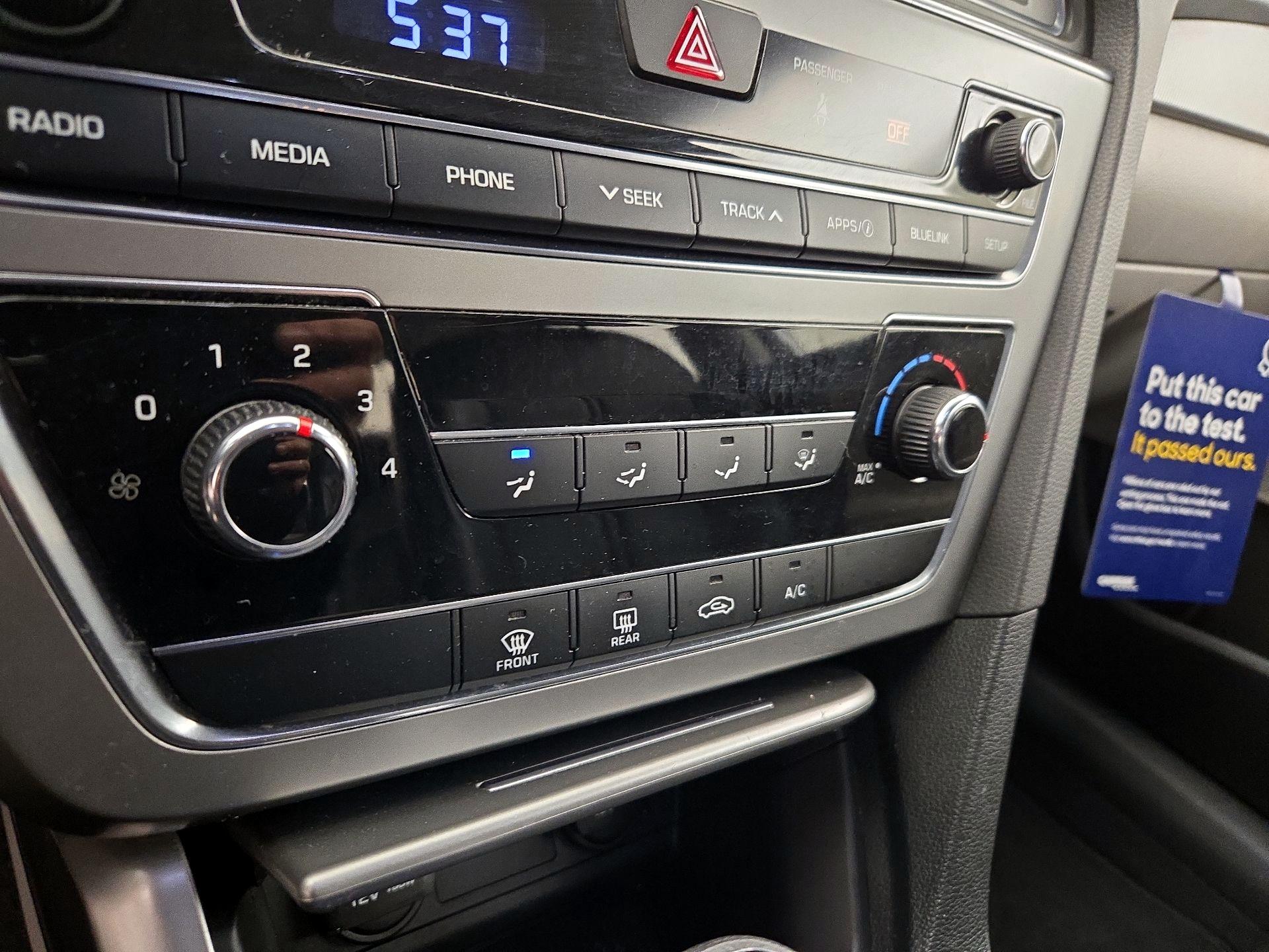 Thumbnail: 2016 Hyundai Sonata - 16