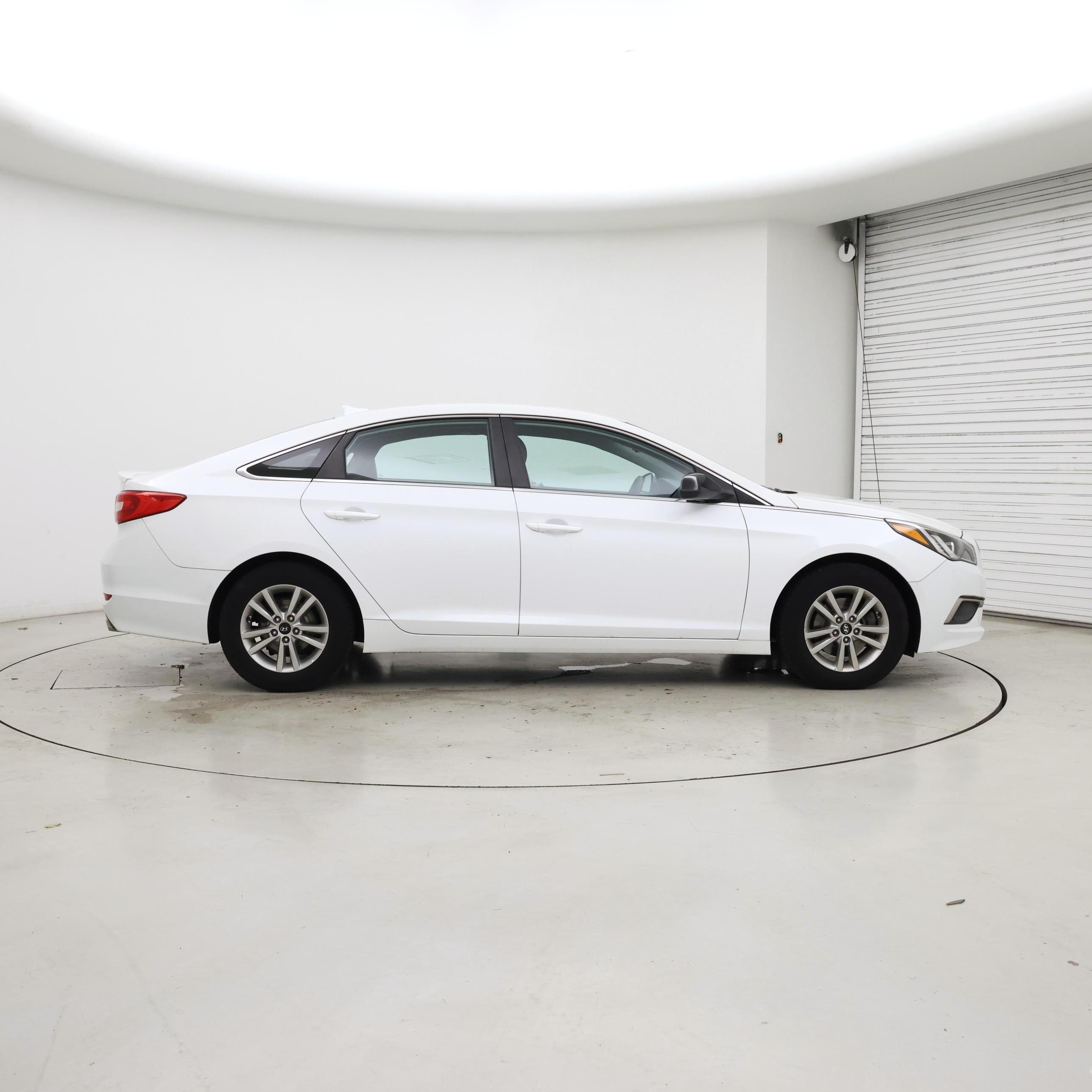 Thumbnail: 2016 Hyundai Sonata - 7