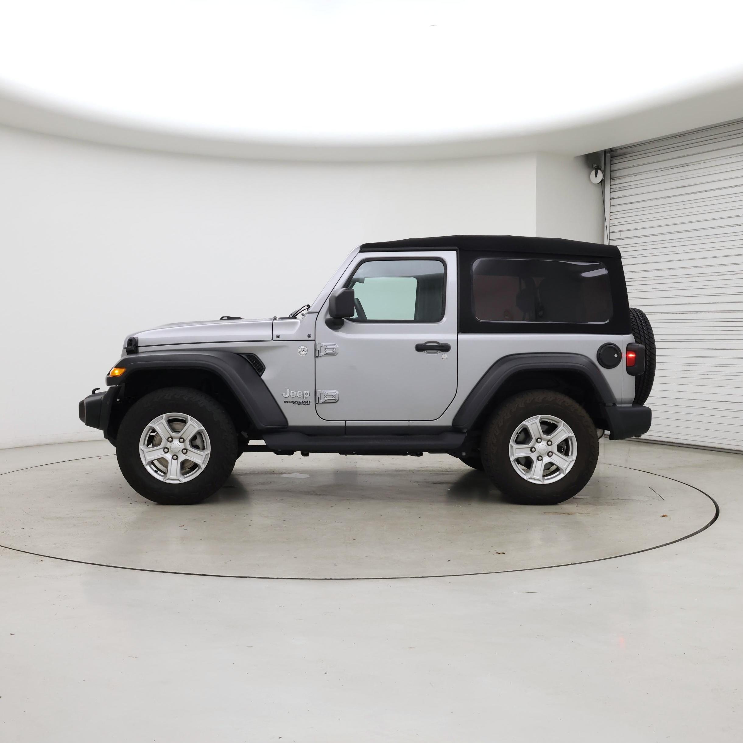 Thumbnail: 2018 Jeep Wrangler - 3