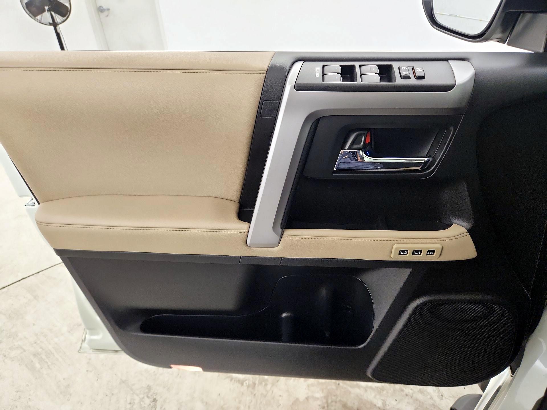 Thumbnail: 2023 Toyota 4Runner - 12