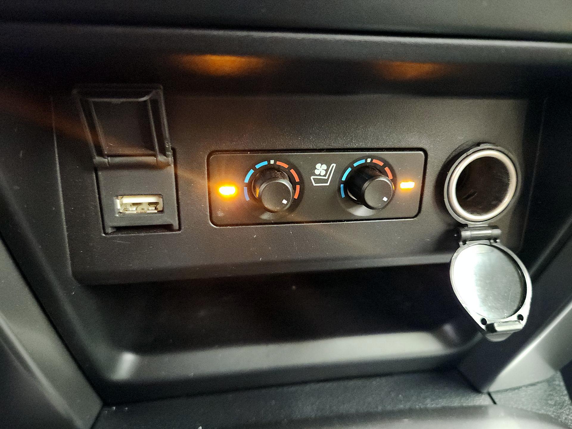 Thumbnail: 2023 Toyota 4Runner - 19