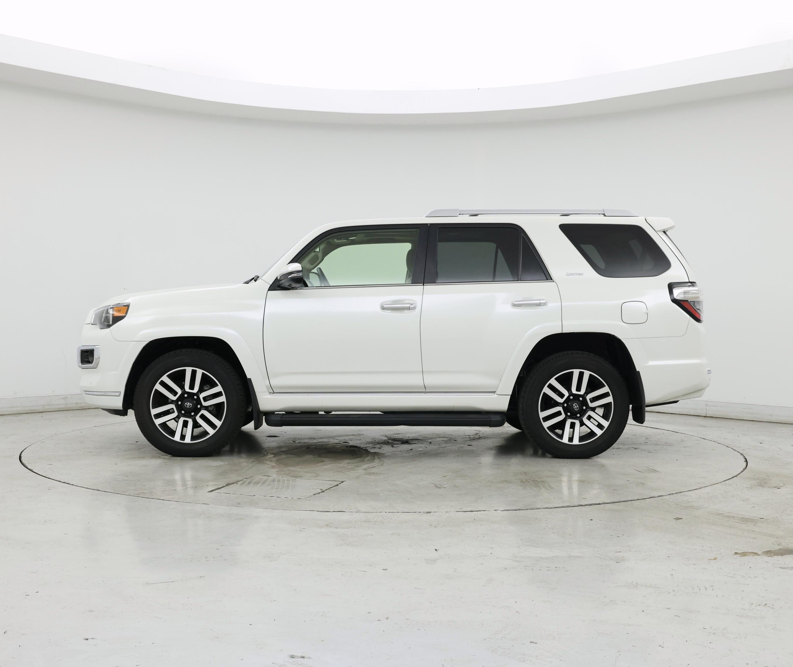 Thumbnail: 2023 Toyota 4Runner - 3