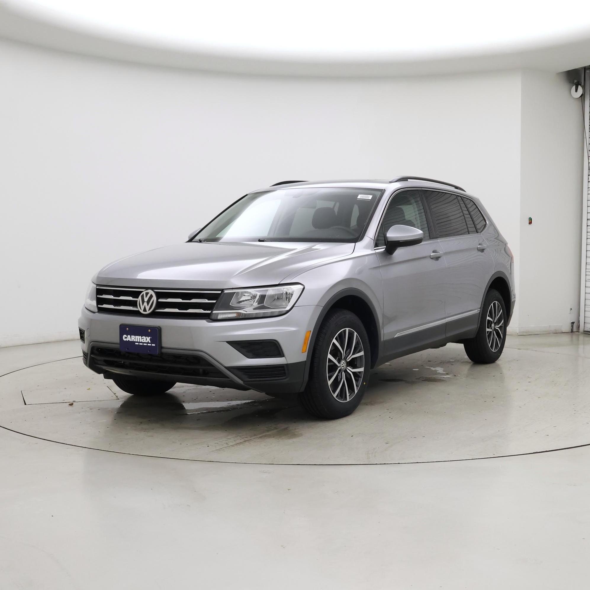 Thumbnail: 2020 Volkswagen Tiguan - 4