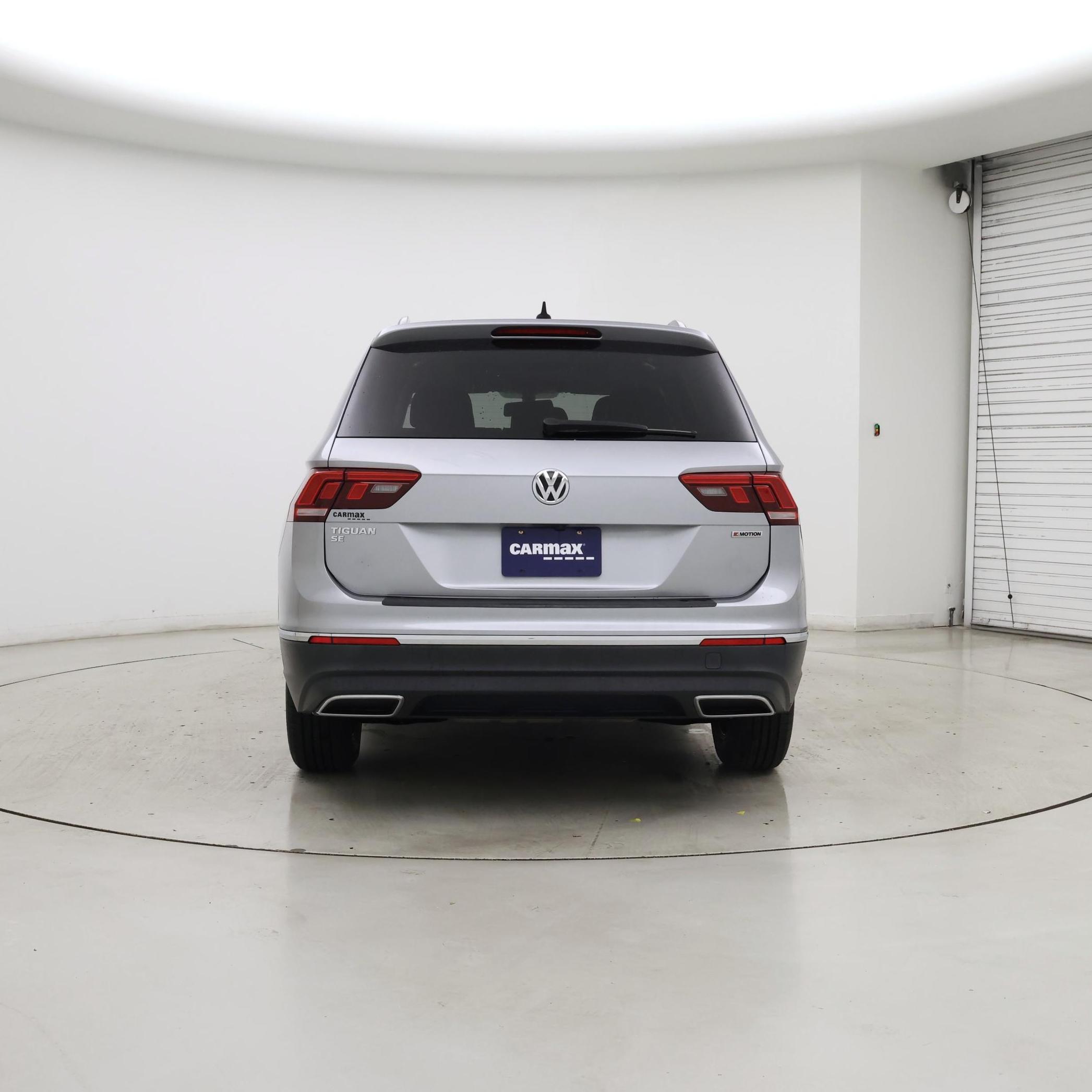 Thumbnail: 2020 Volkswagen Tiguan - 6