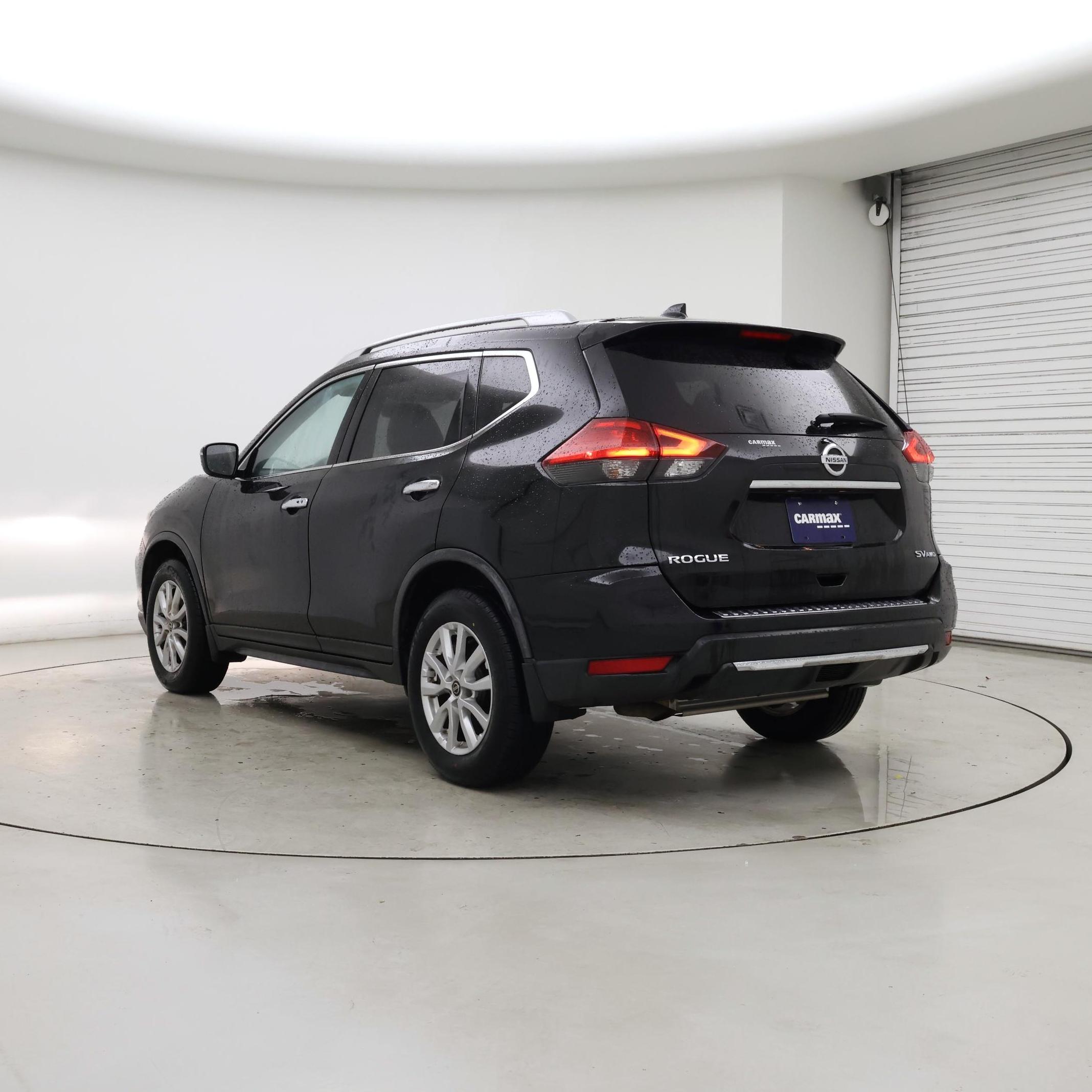 Thumbnail: 2017 Nissan Rogue - 2