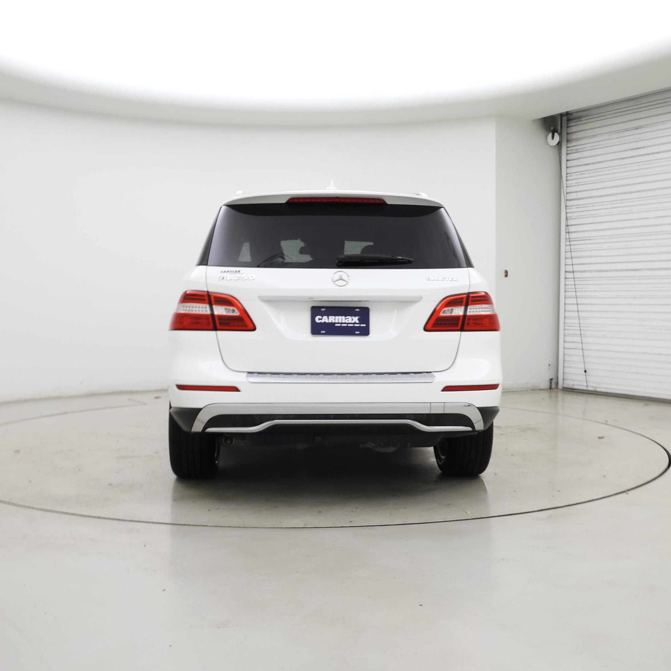 Thumbnail: 2015 Mercedes-Benz M-Class - 6