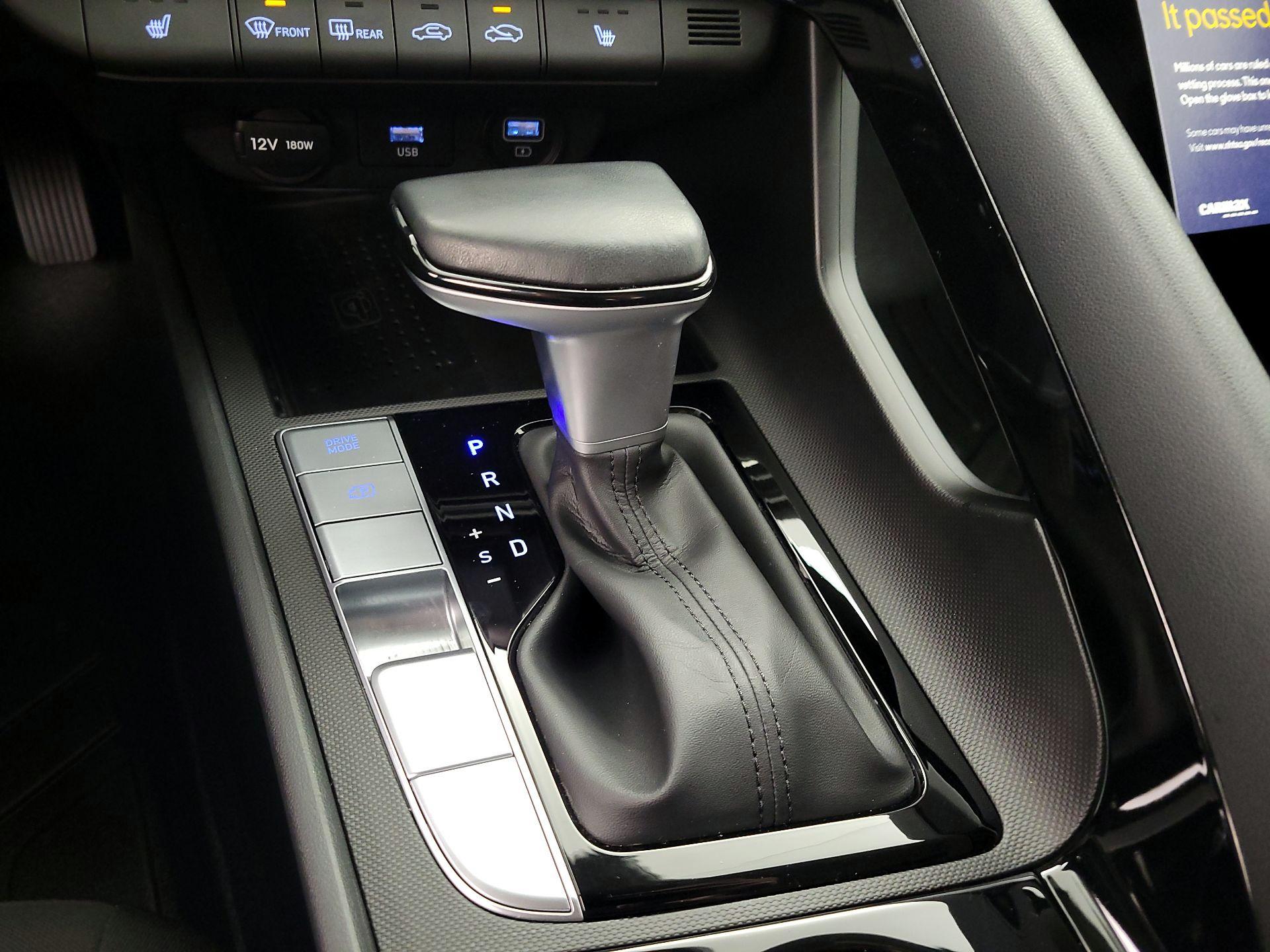 Thumbnail: 2023 Hyundai Elantra - 18