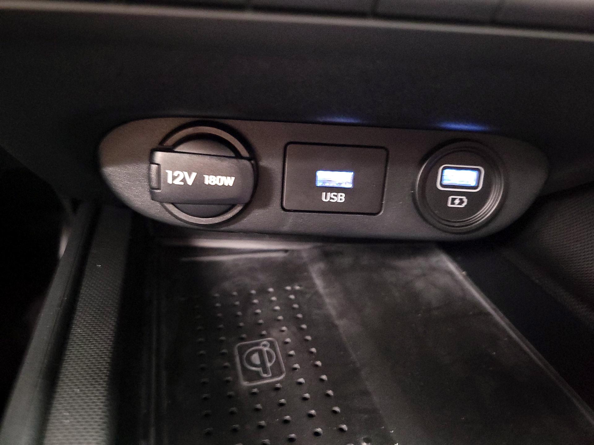 Thumbnail: 2023 Hyundai Elantra - 19