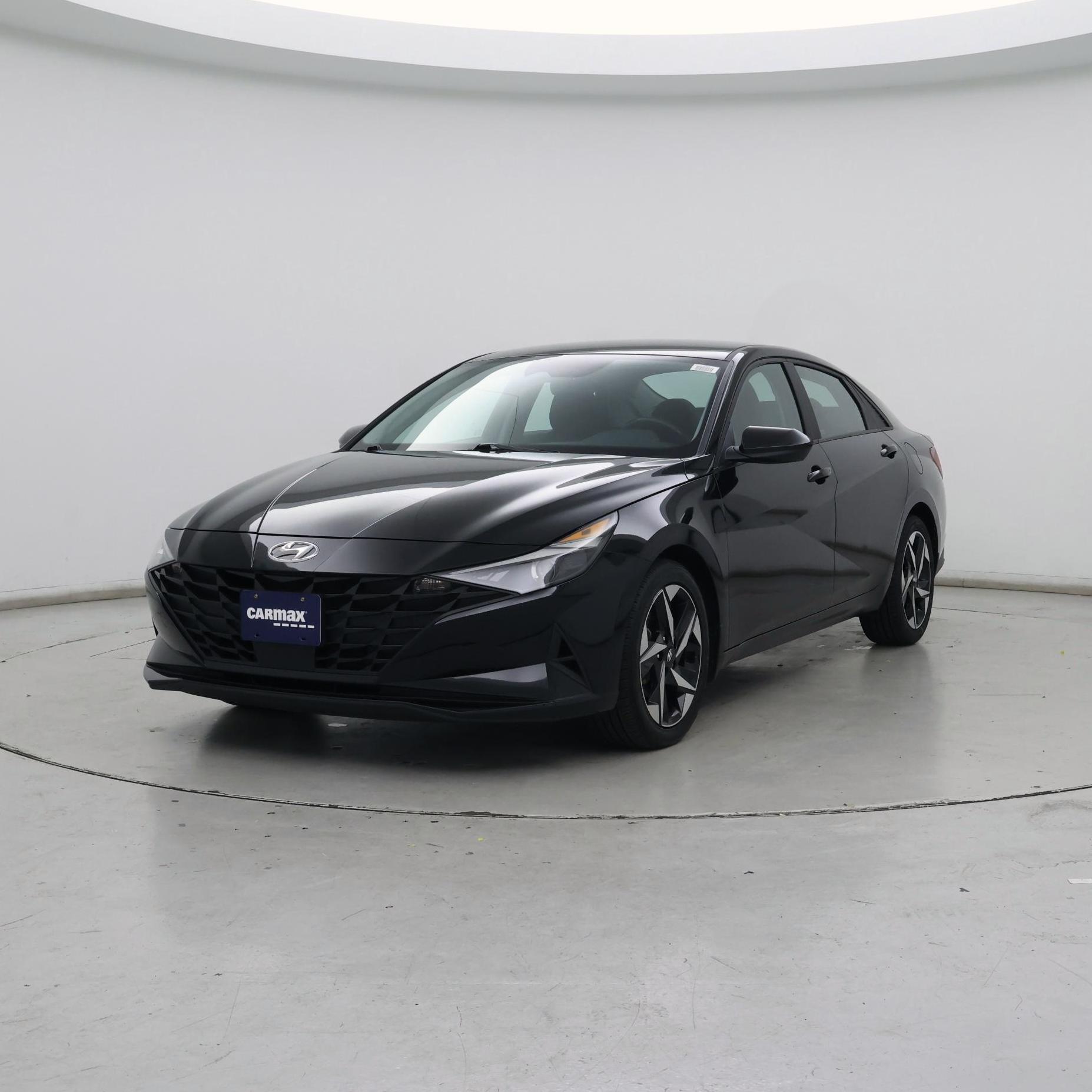 Thumbnail: 2023 Hyundai Elantra - 4