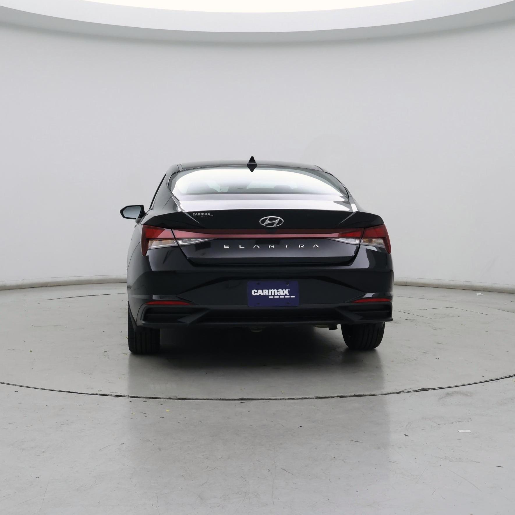 Thumbnail: 2023 Hyundai Elantra - 6