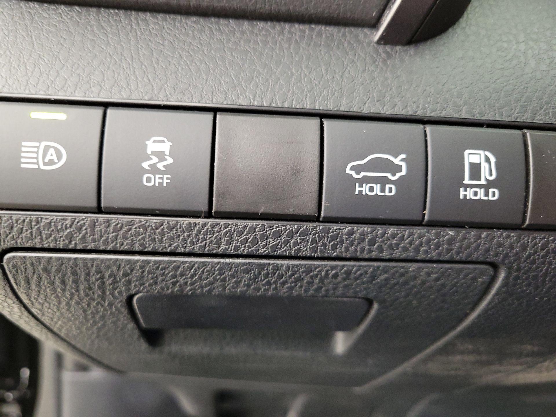 Thumbnail: 2024 Toyota Camry - 13