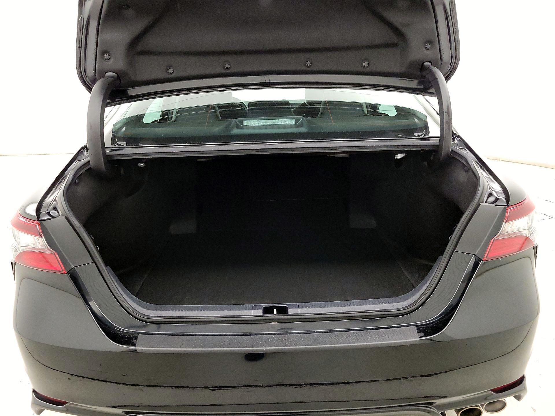 Thumbnail: 2024 Toyota Camry - 20