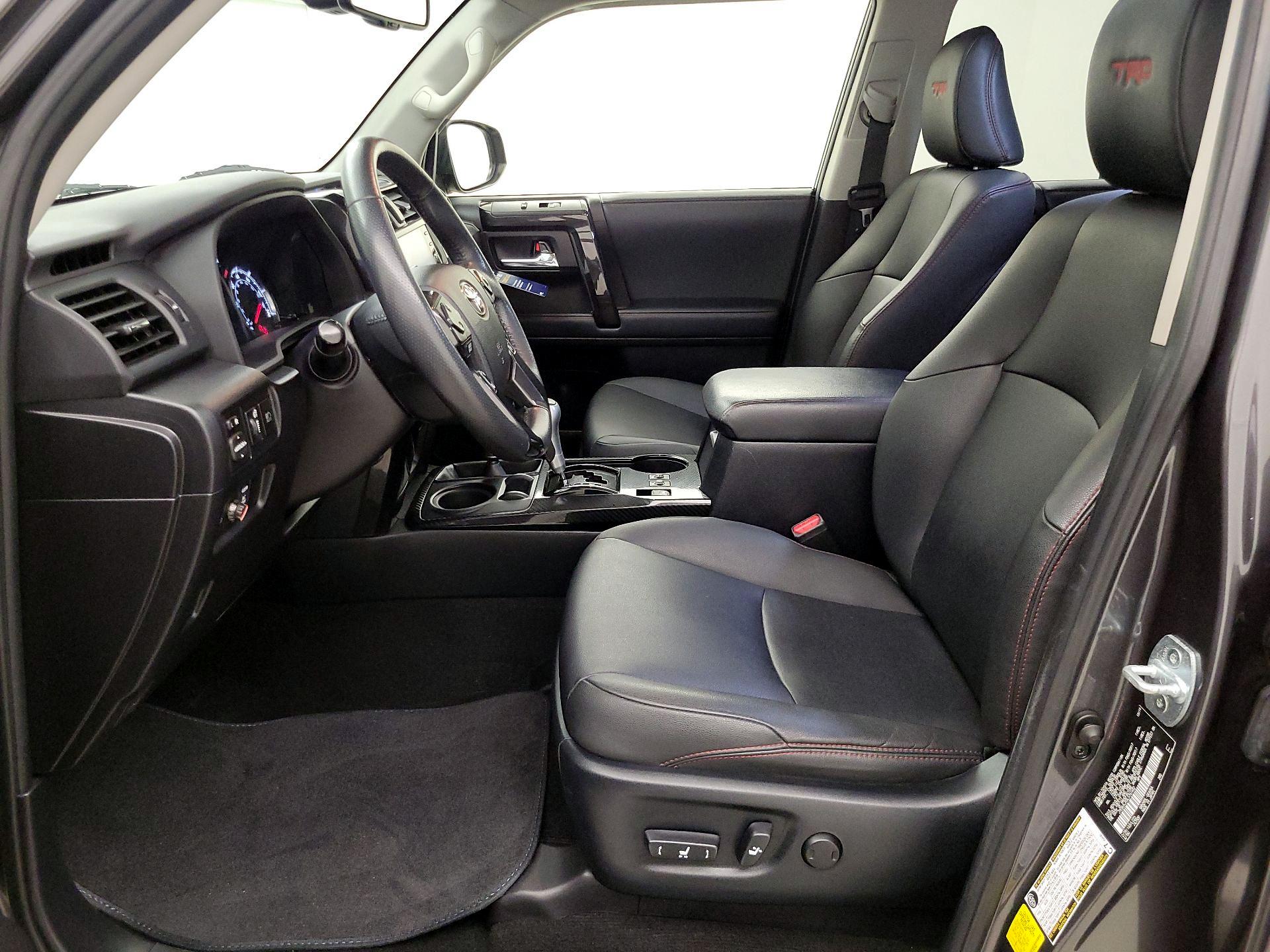 Thumbnail: 2020 Toyota 4Runner - 11