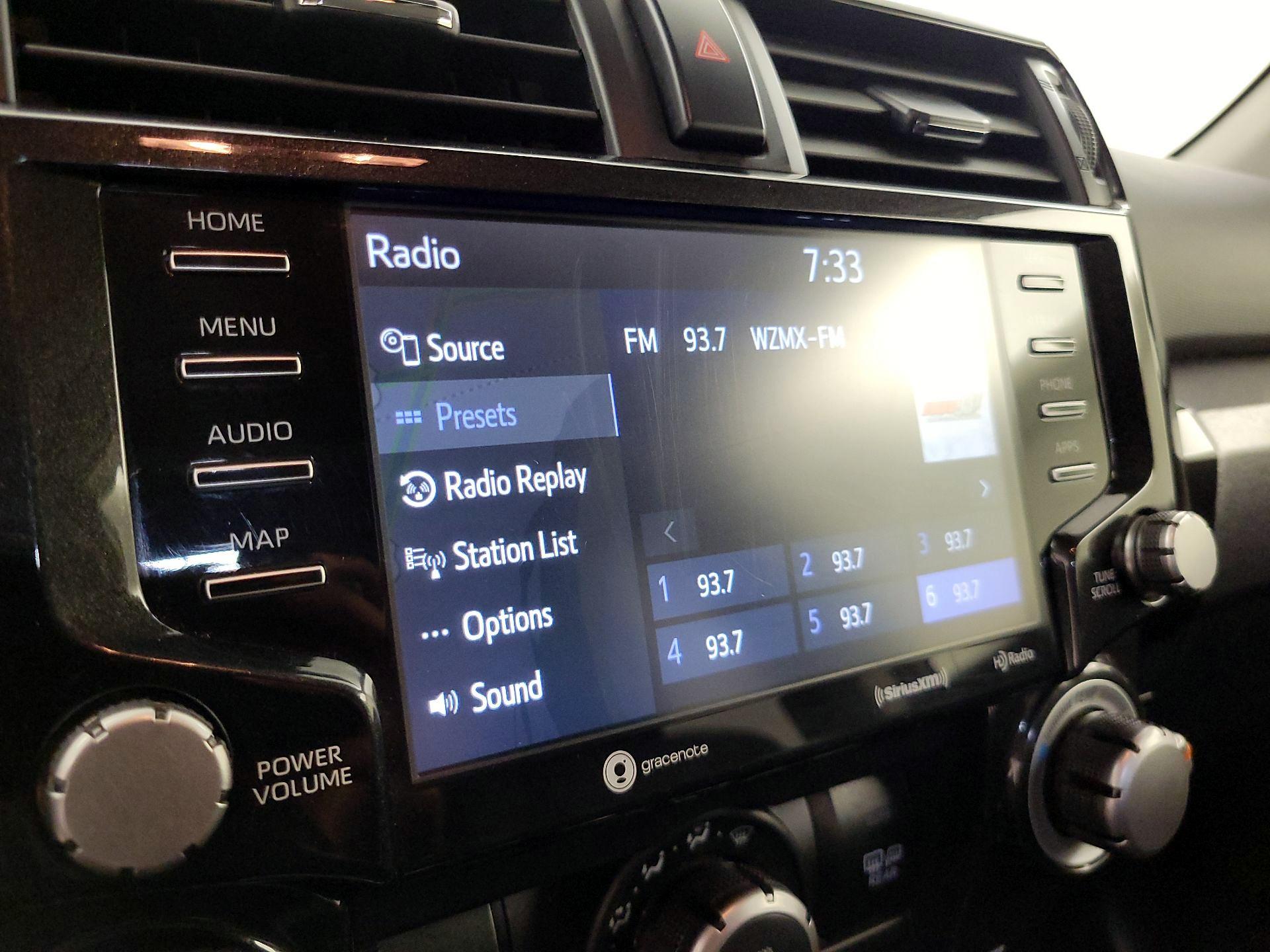 Thumbnail: 2020 Toyota 4Runner - 16