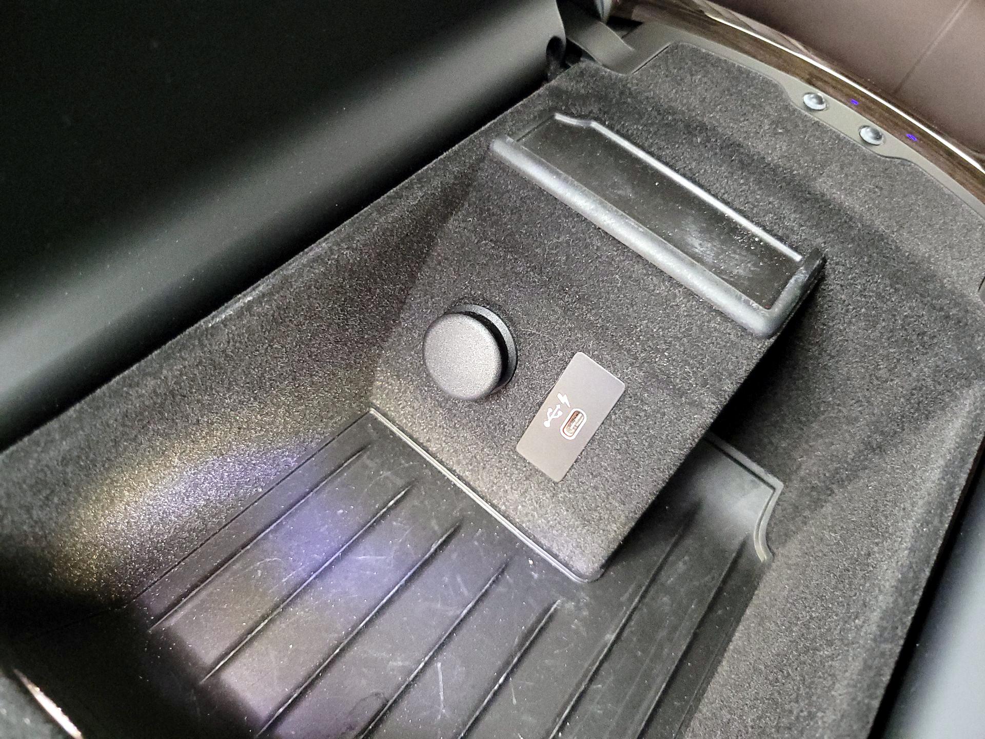 Thumbnail: 2020 BMW 7 Series - 19