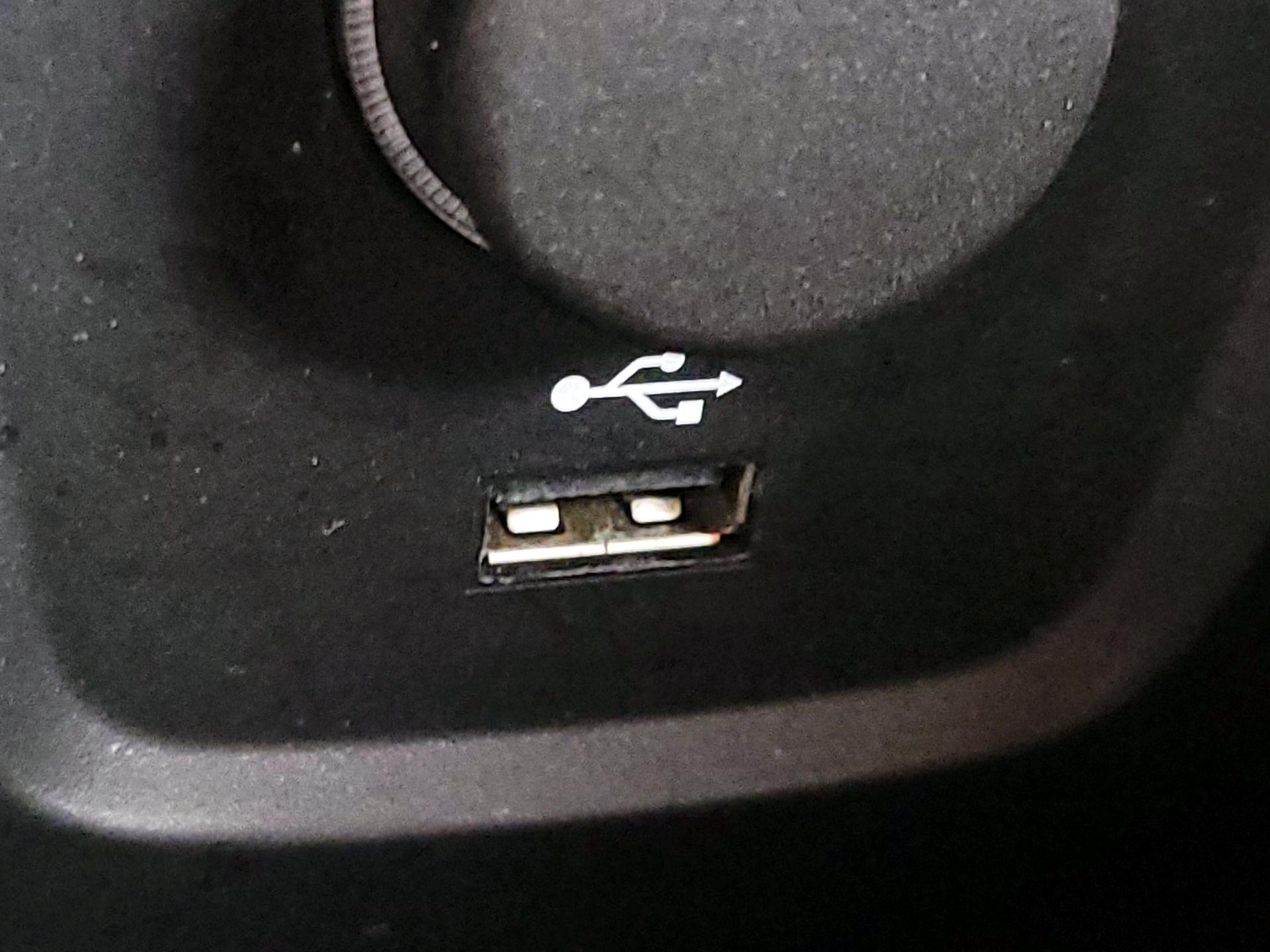 Thumbnail: 2020 BMW X1 - 18