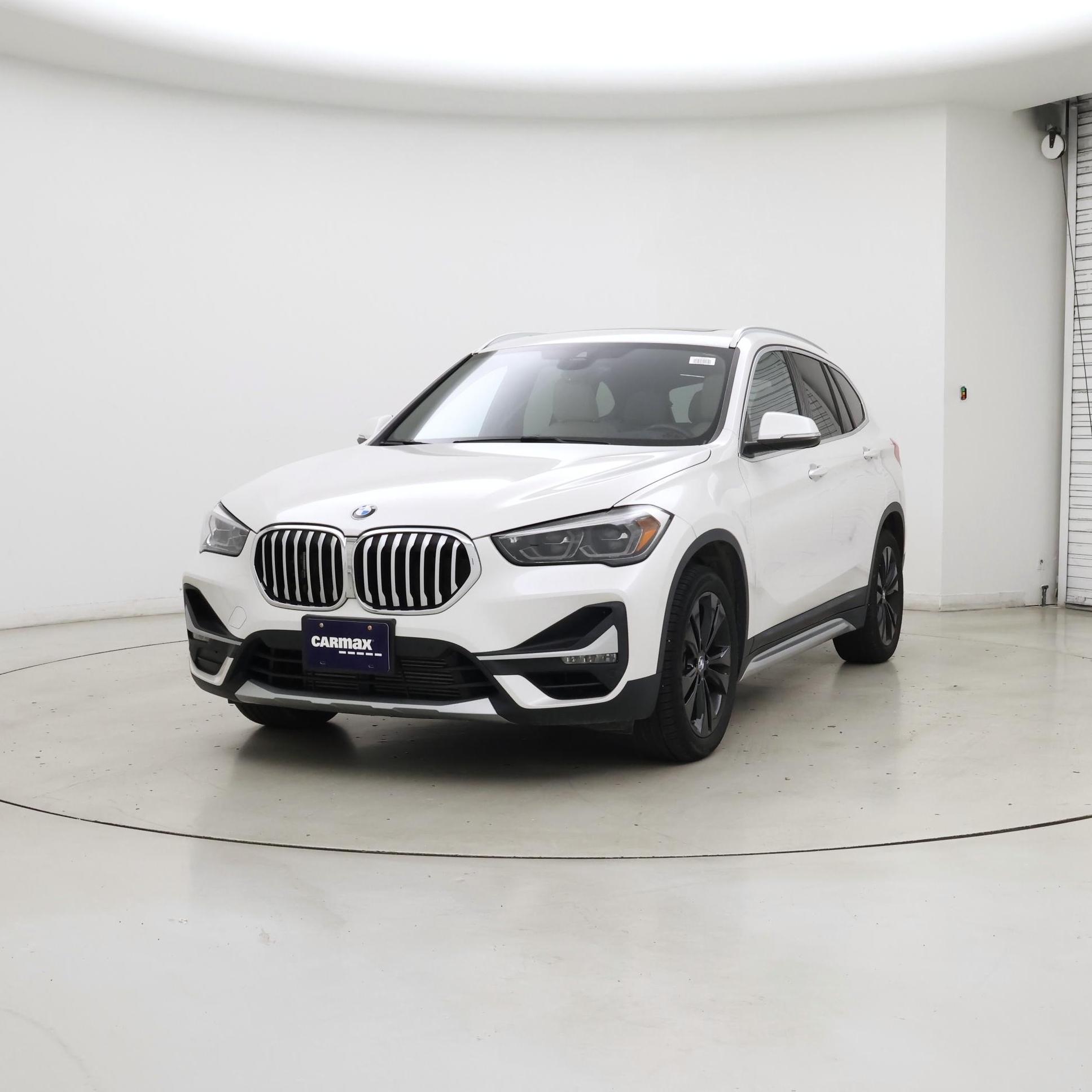 Thumbnail: 2020 BMW X1 - 4