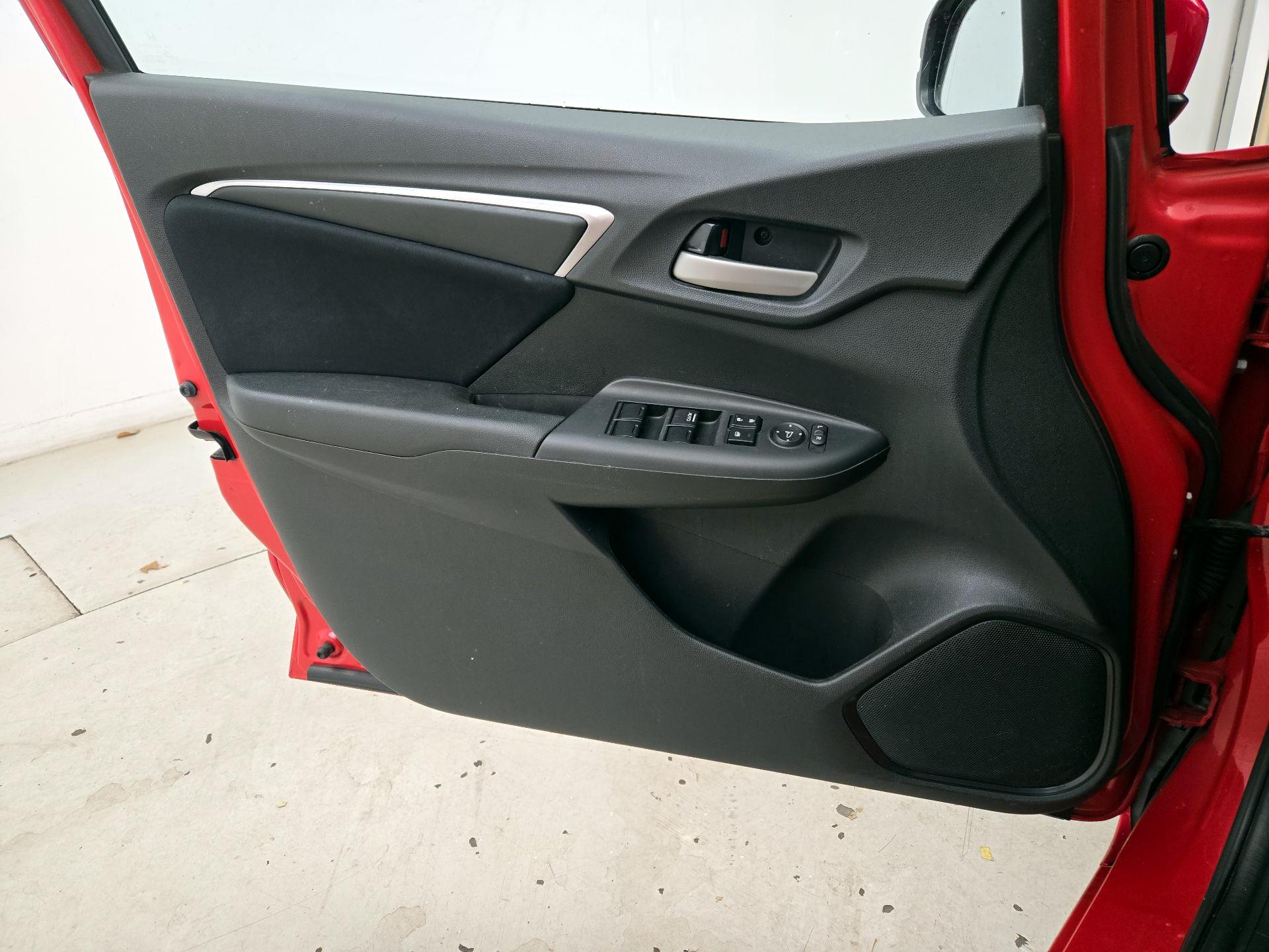 Thumbnail: 2016 Honda Fit - 12