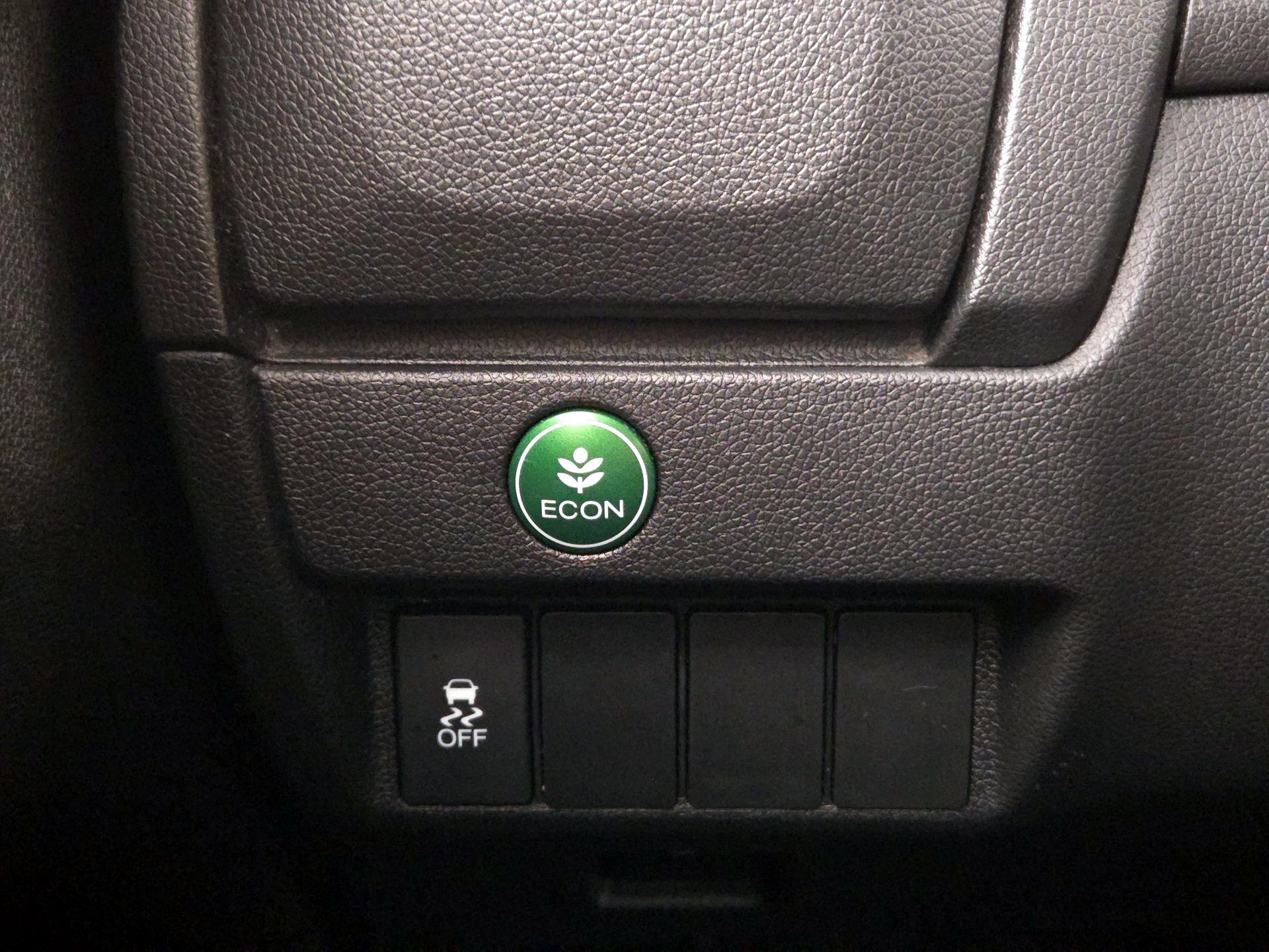 Thumbnail: 2016 Honda Fit - 13