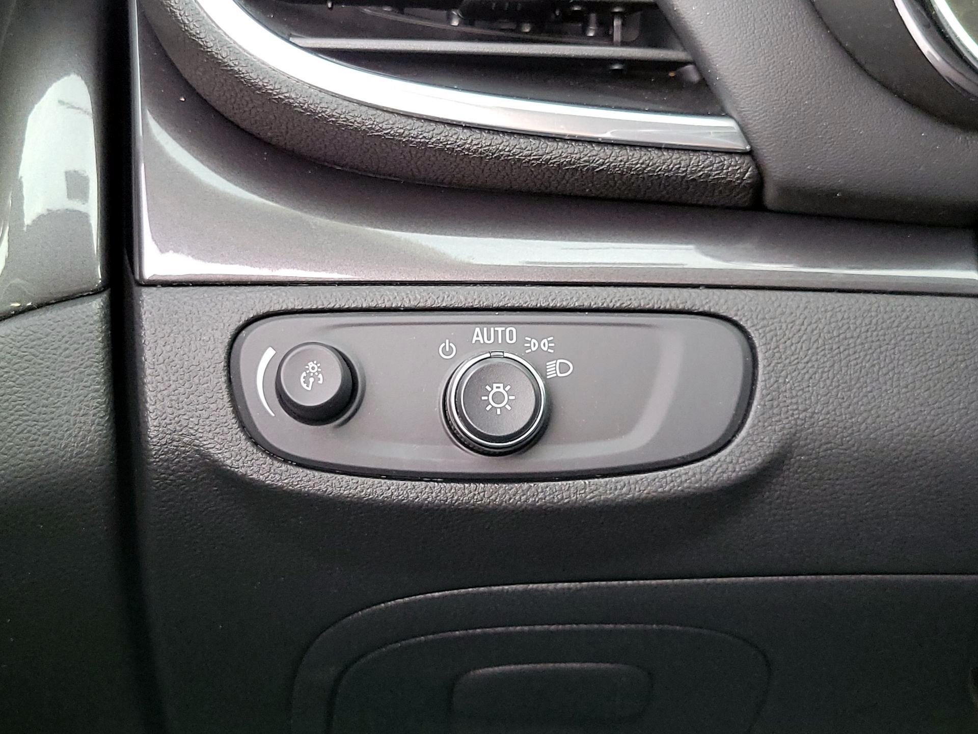 Thumbnail: 2019 Buick Encore - 13