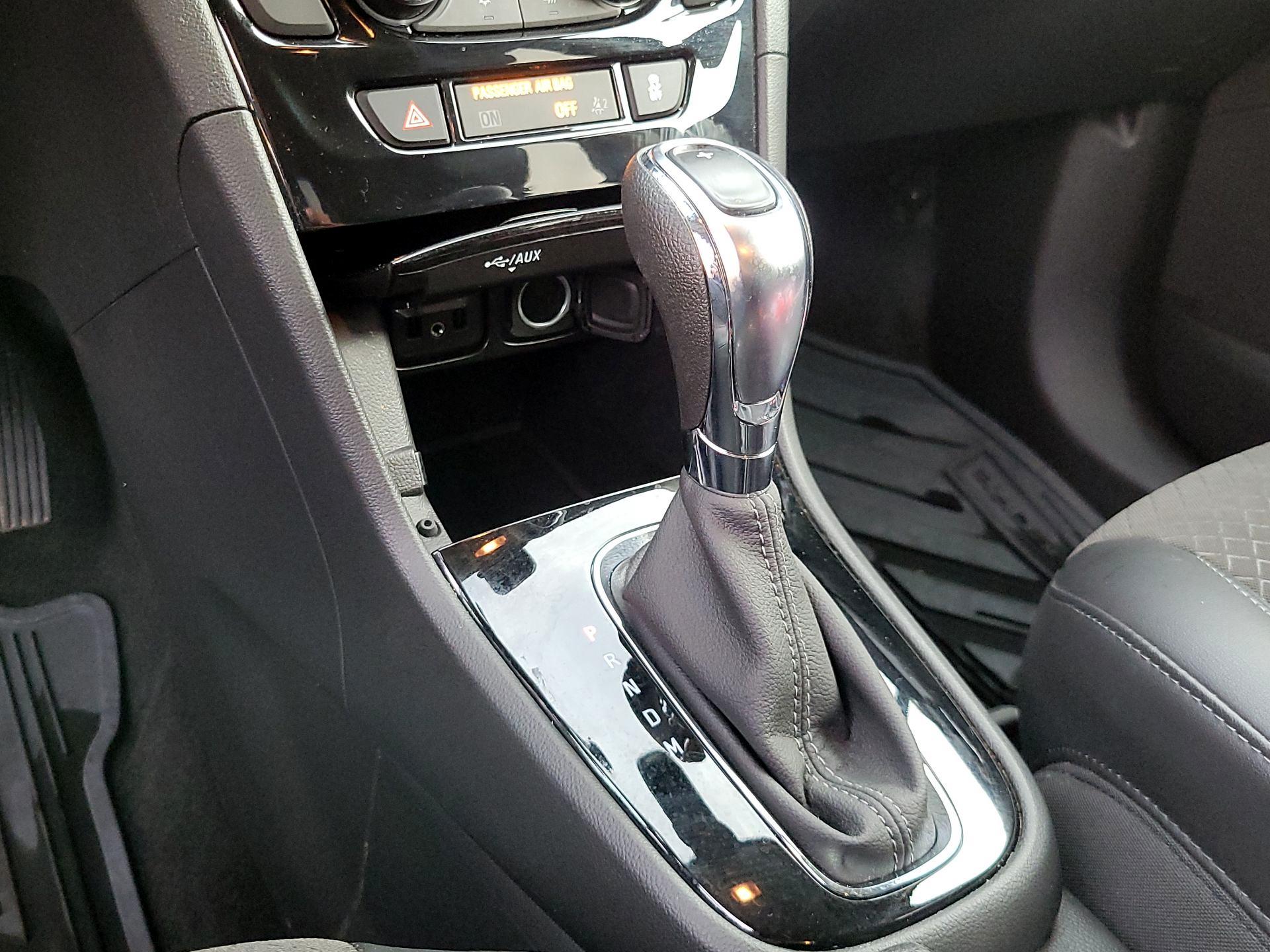 Thumbnail: 2019 Buick Encore - 17