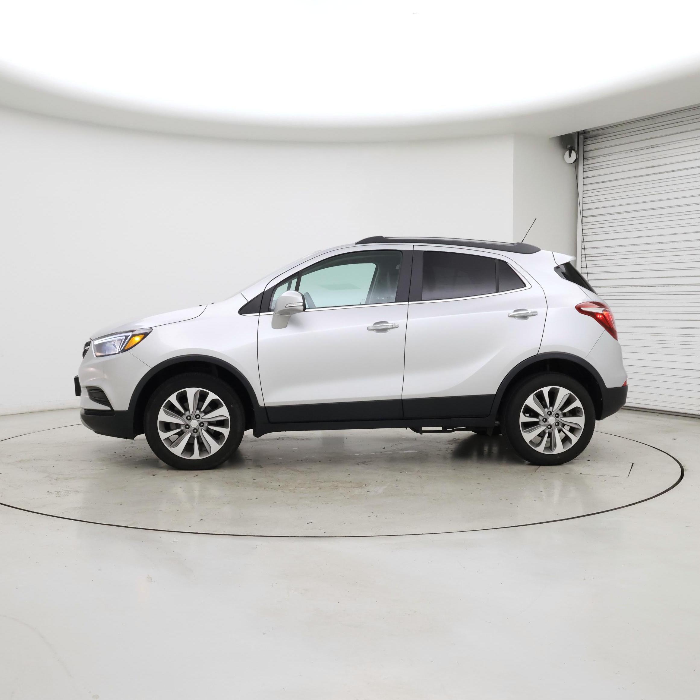 Thumbnail: 2019 Buick Encore - 3