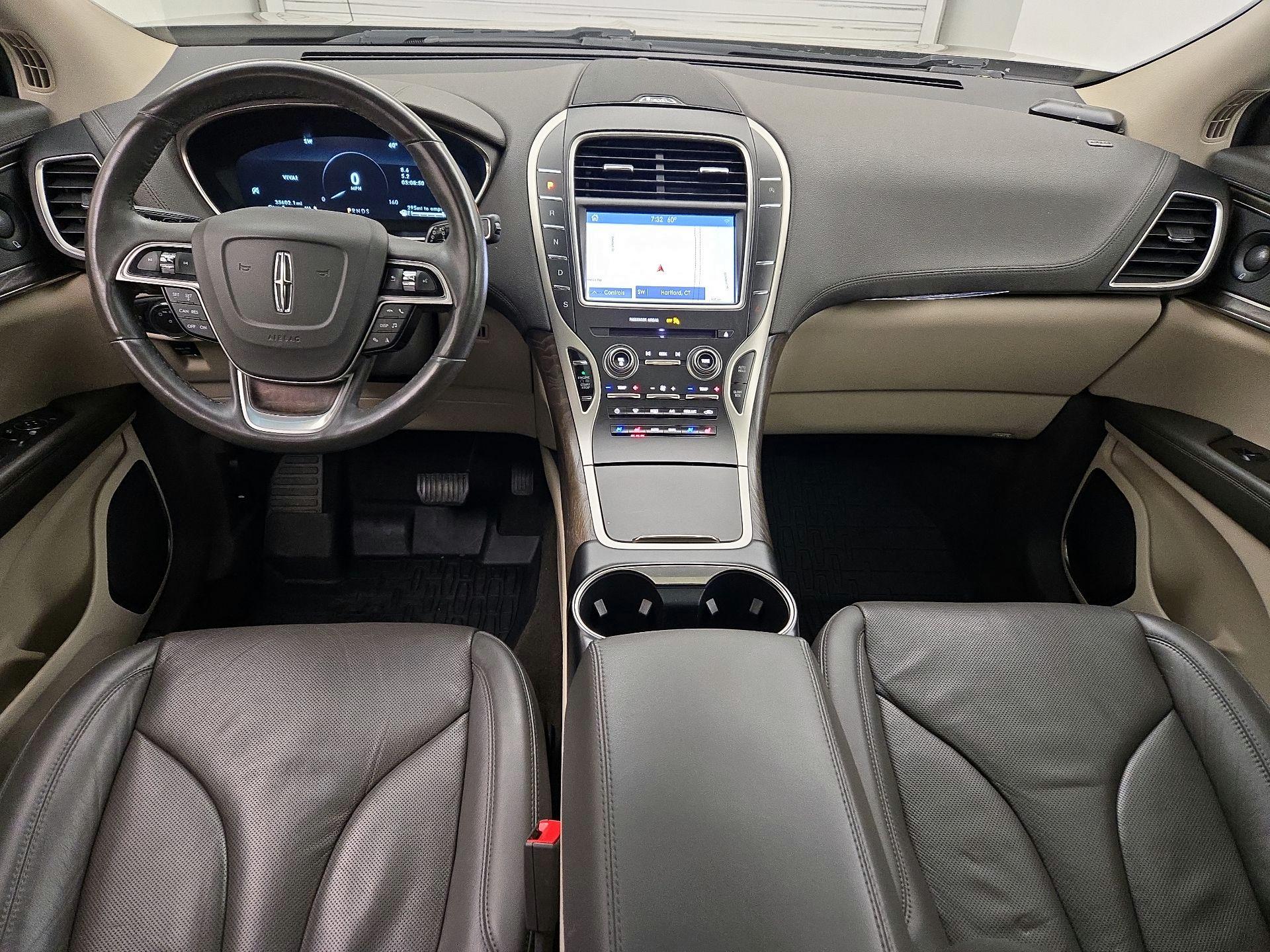 Thumbnail: 2019 Lincoln Nautilus - 9