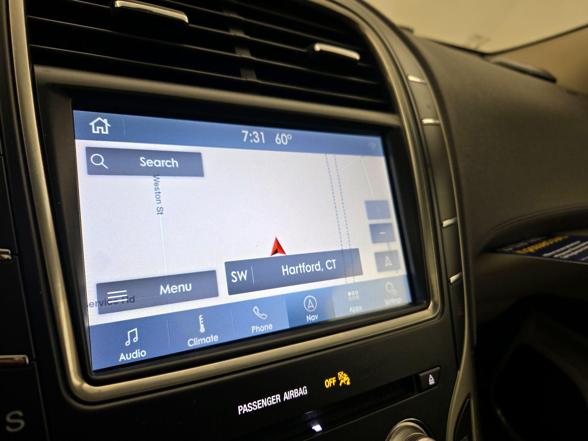 Thumbnail: 2019 Lincoln Nautilus - 14