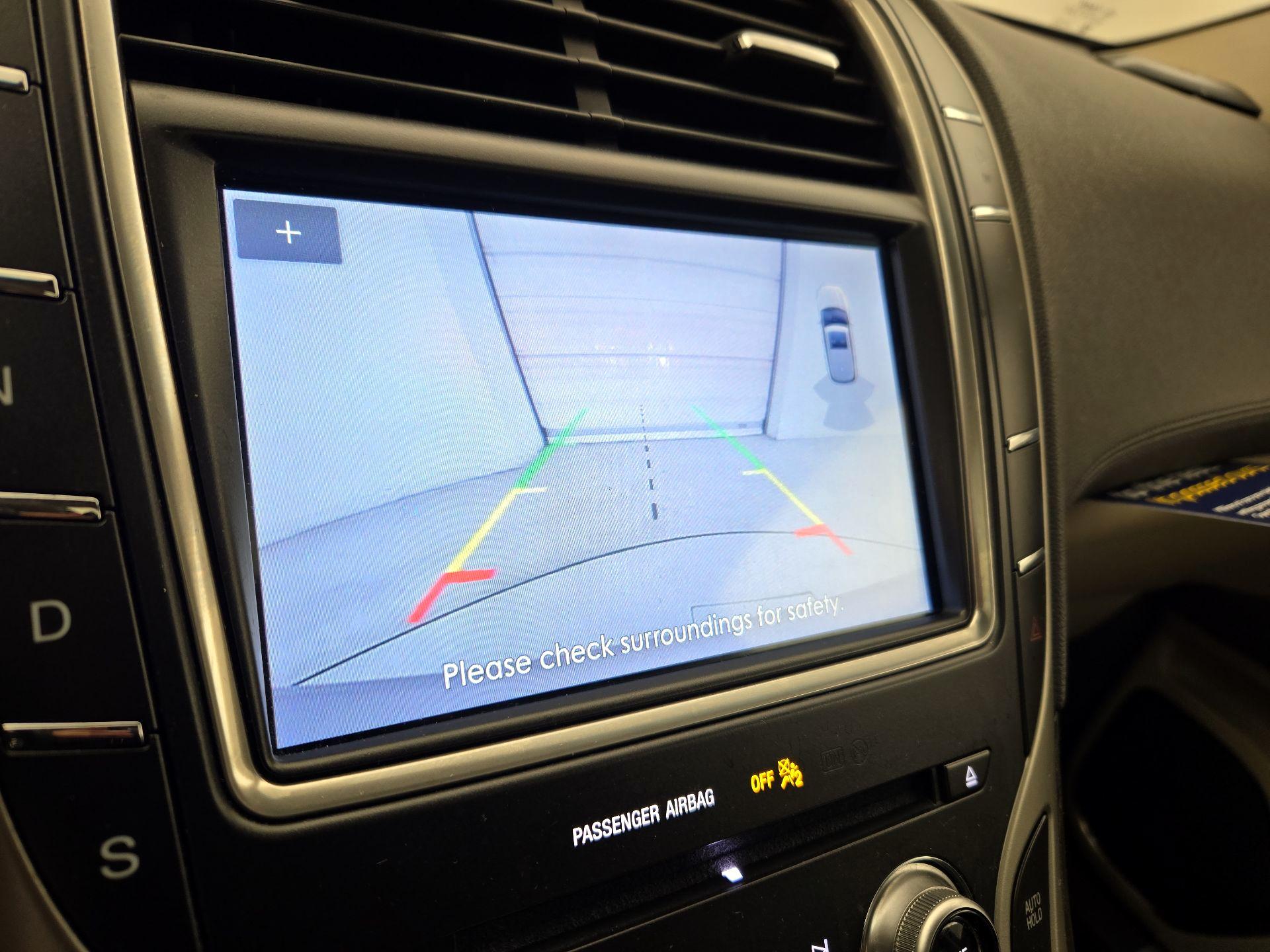 Thumbnail: 2019 Lincoln Nautilus - 15