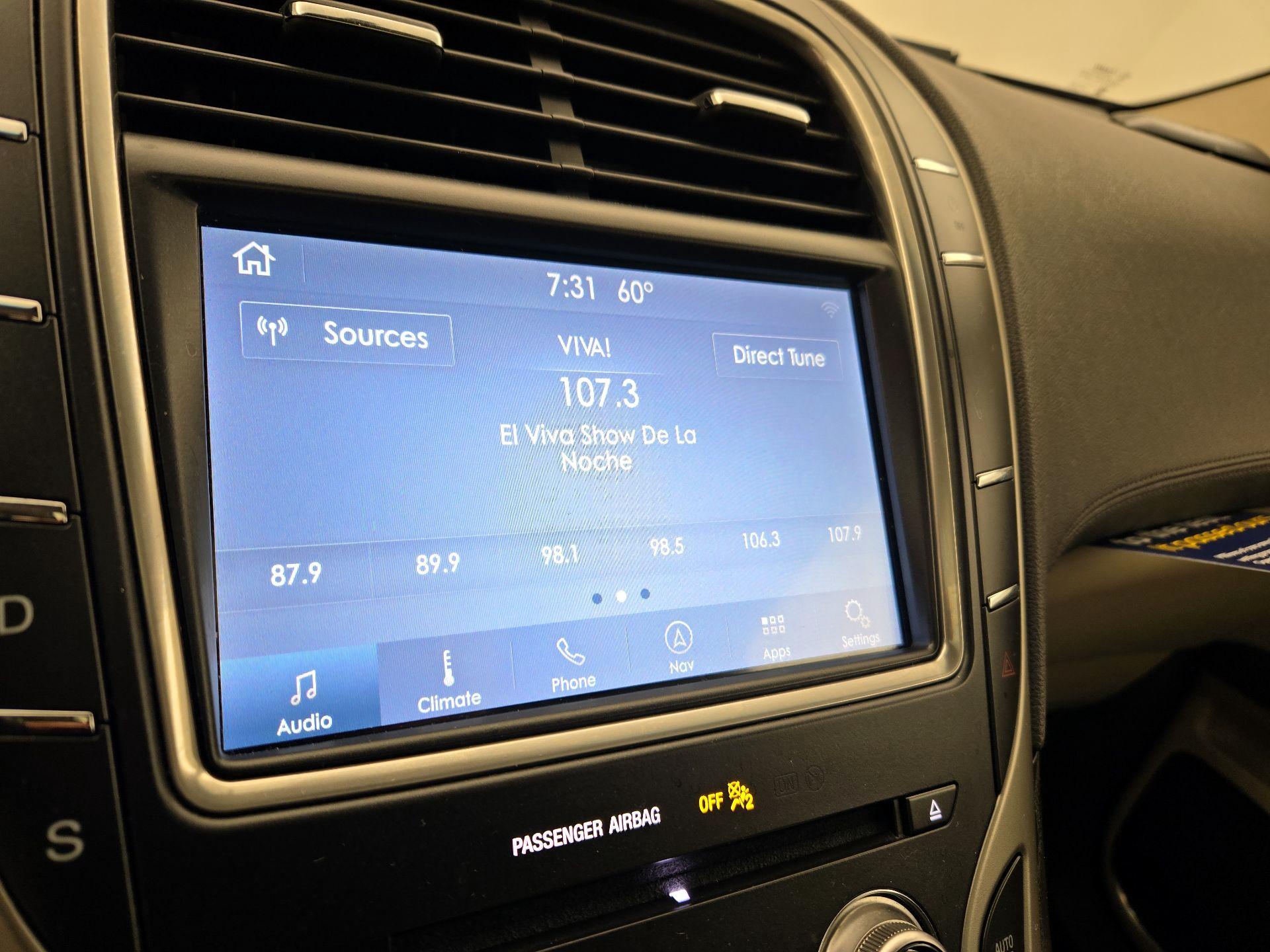 Thumbnail: 2019 Lincoln Nautilus - 16