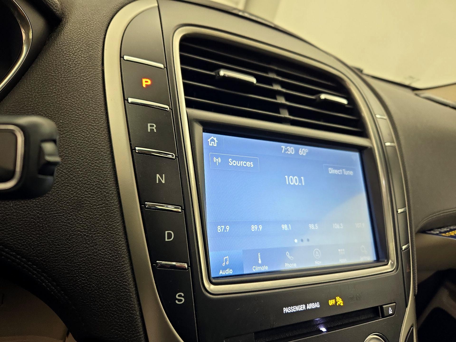 Thumbnail: 2019 Lincoln Nautilus - 18