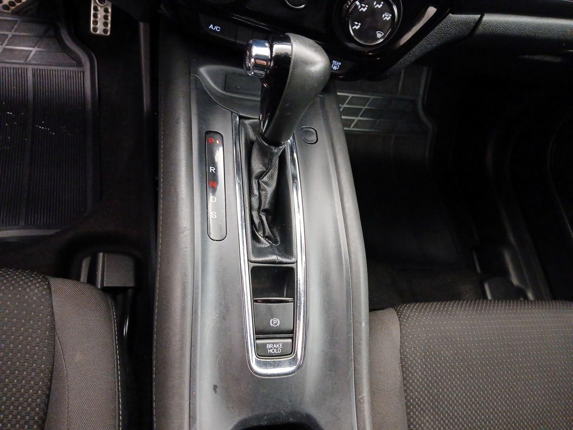 Thumbnail: 2021 Honda HR-V - 17