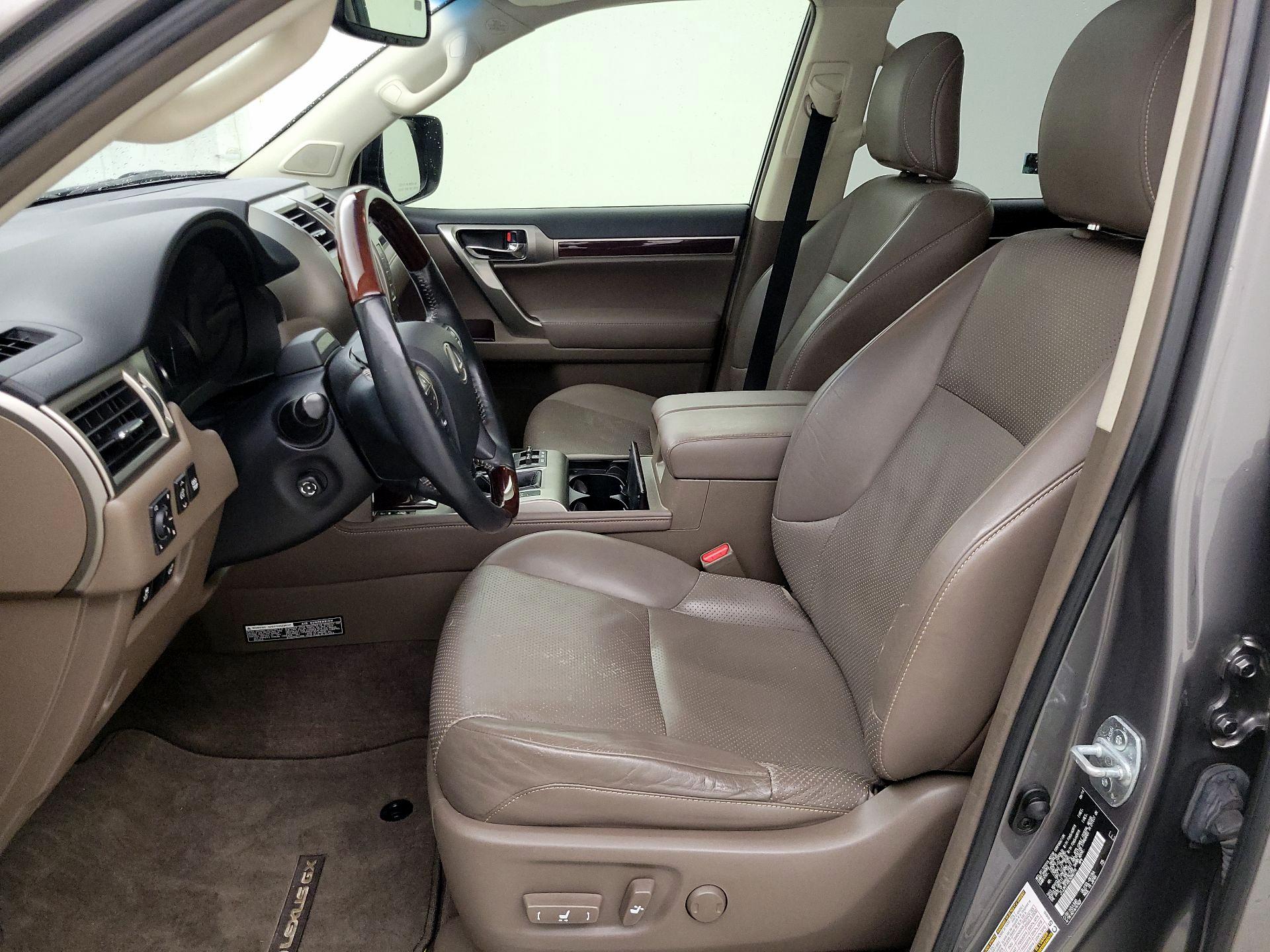 Thumbnail: 2014 Lexus GX - 11