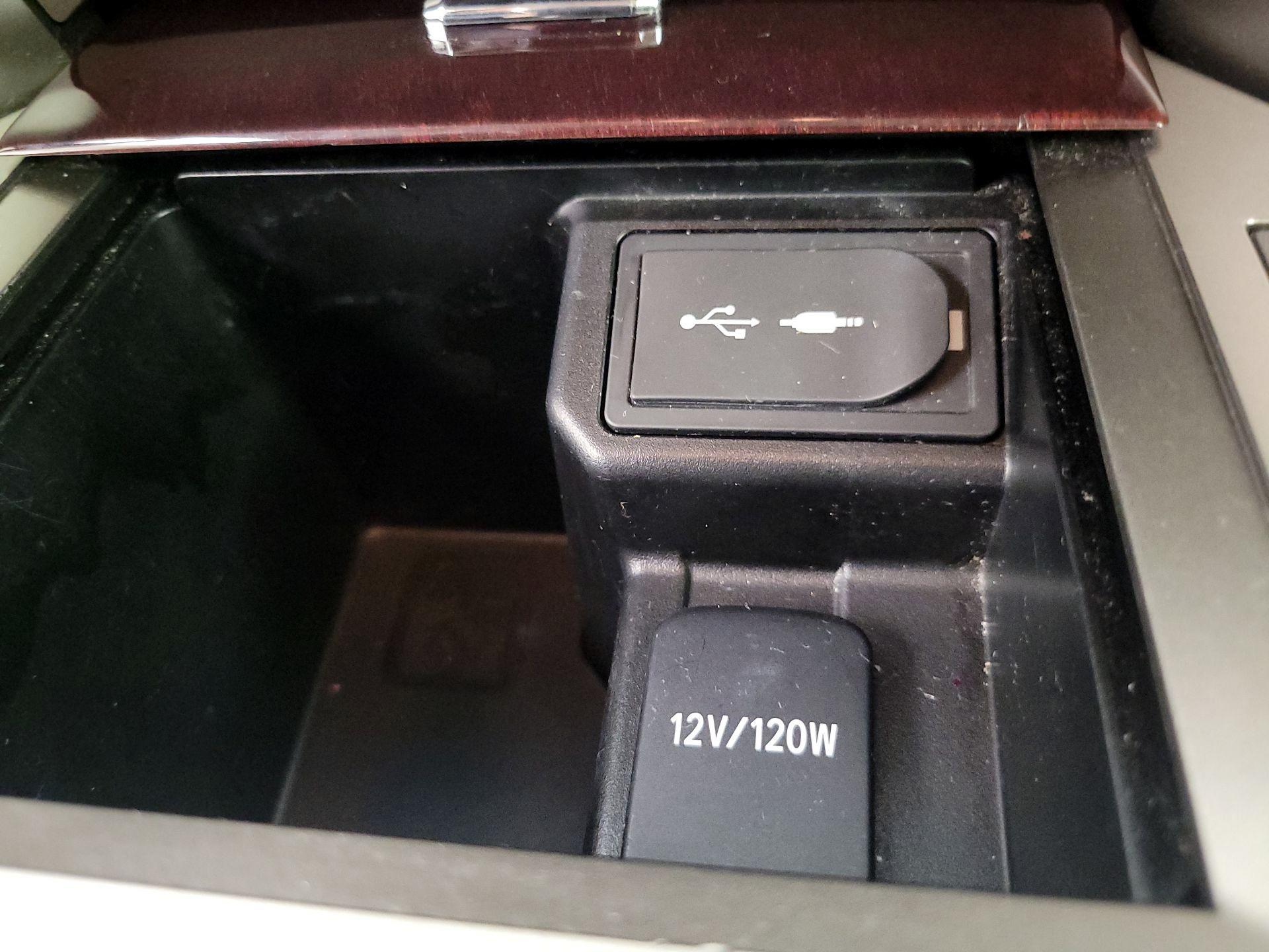 Thumbnail: 2014 Lexus GX - 19