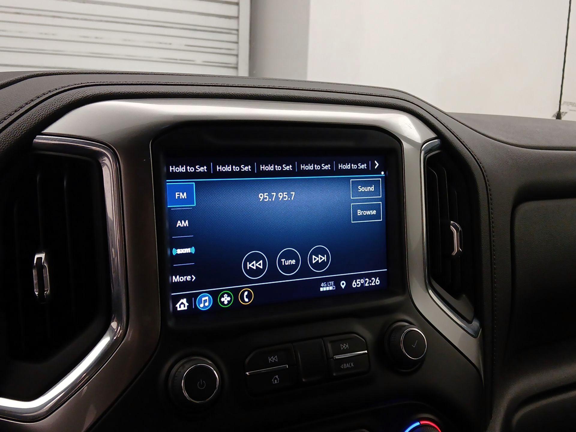 Thumbnail: 2022 Chevrolet Silverado 1500 - 15