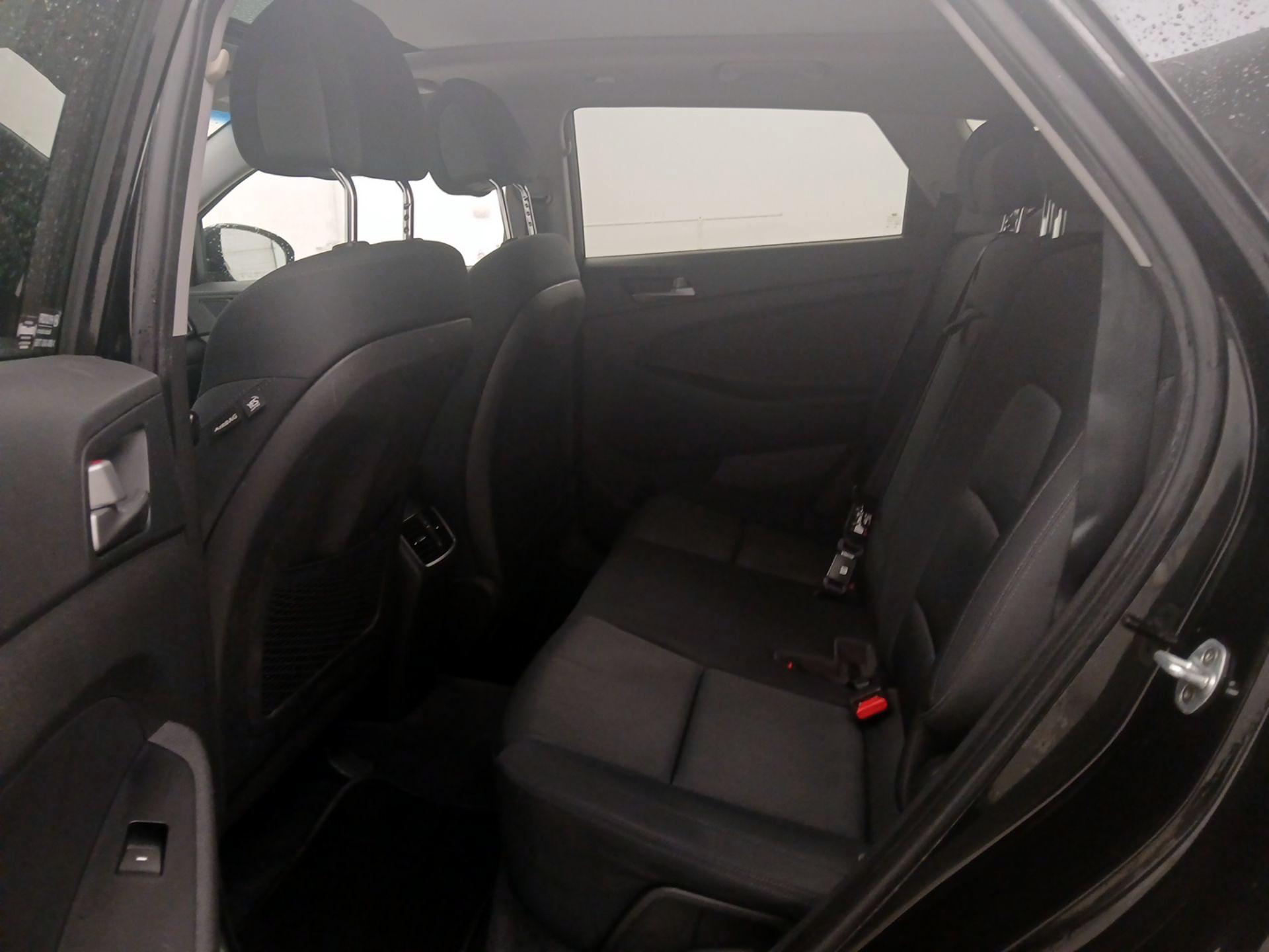 Thumbnail: 2017 Hyundai Tucson - 20