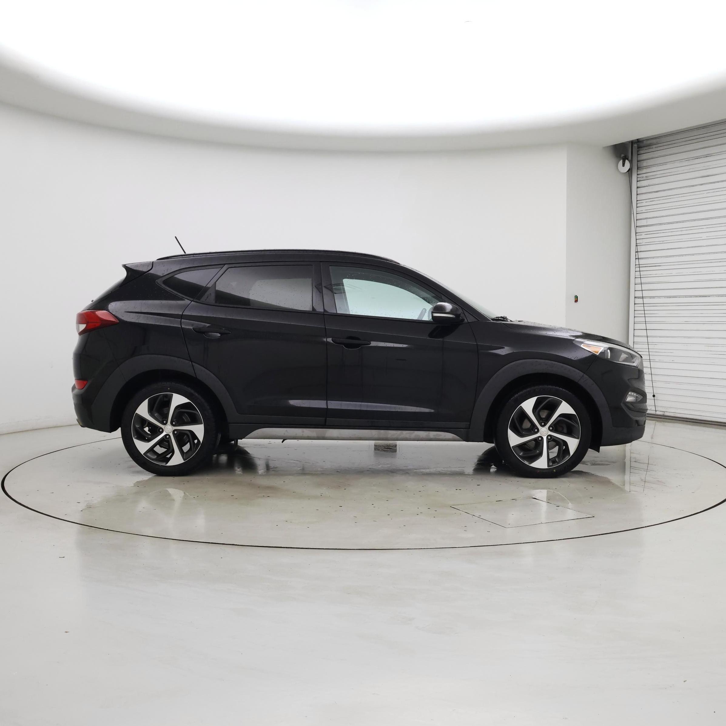 Thumbnail: 2017 Hyundai Tucson - 7