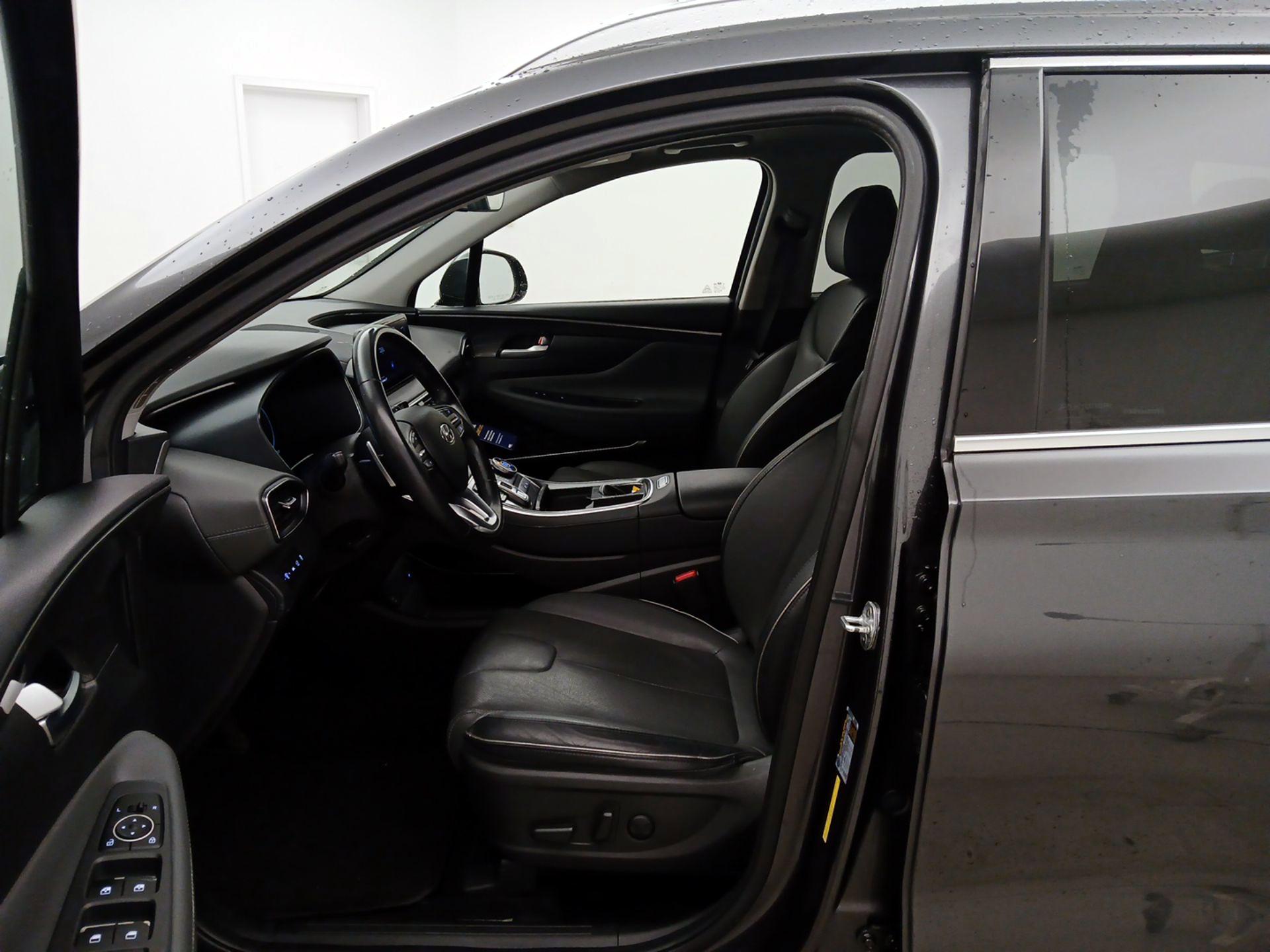 Thumbnail: 2022 Hyundai Santa Fe - 11