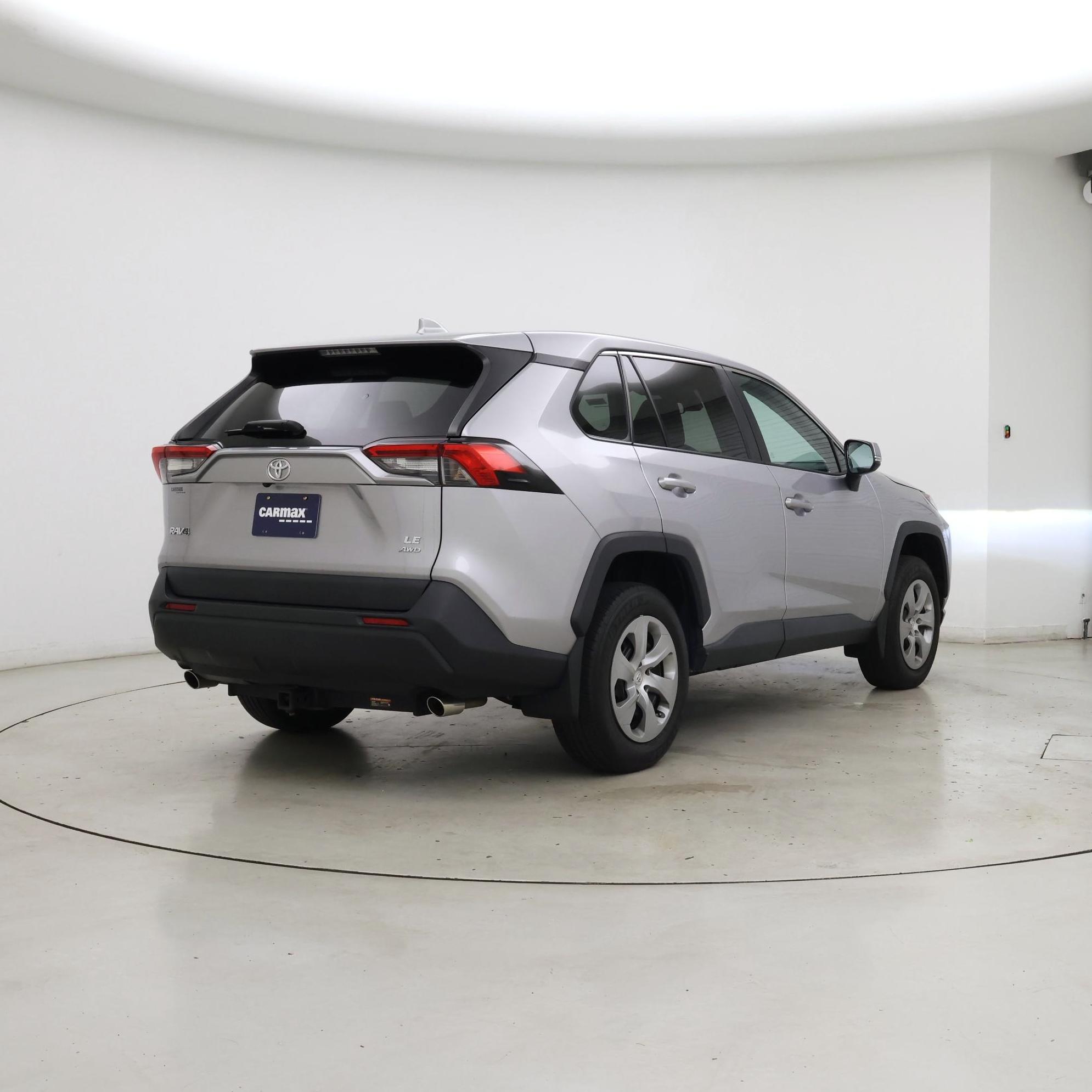 Thumbnail: 2023 Toyota RAV4 - 8