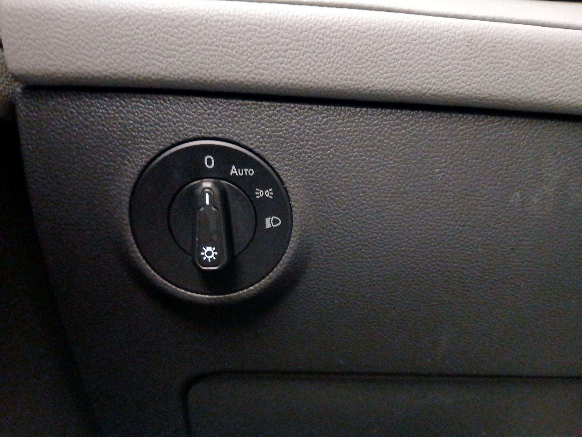 Thumbnail: 2022 Volkswagen Taos - 13