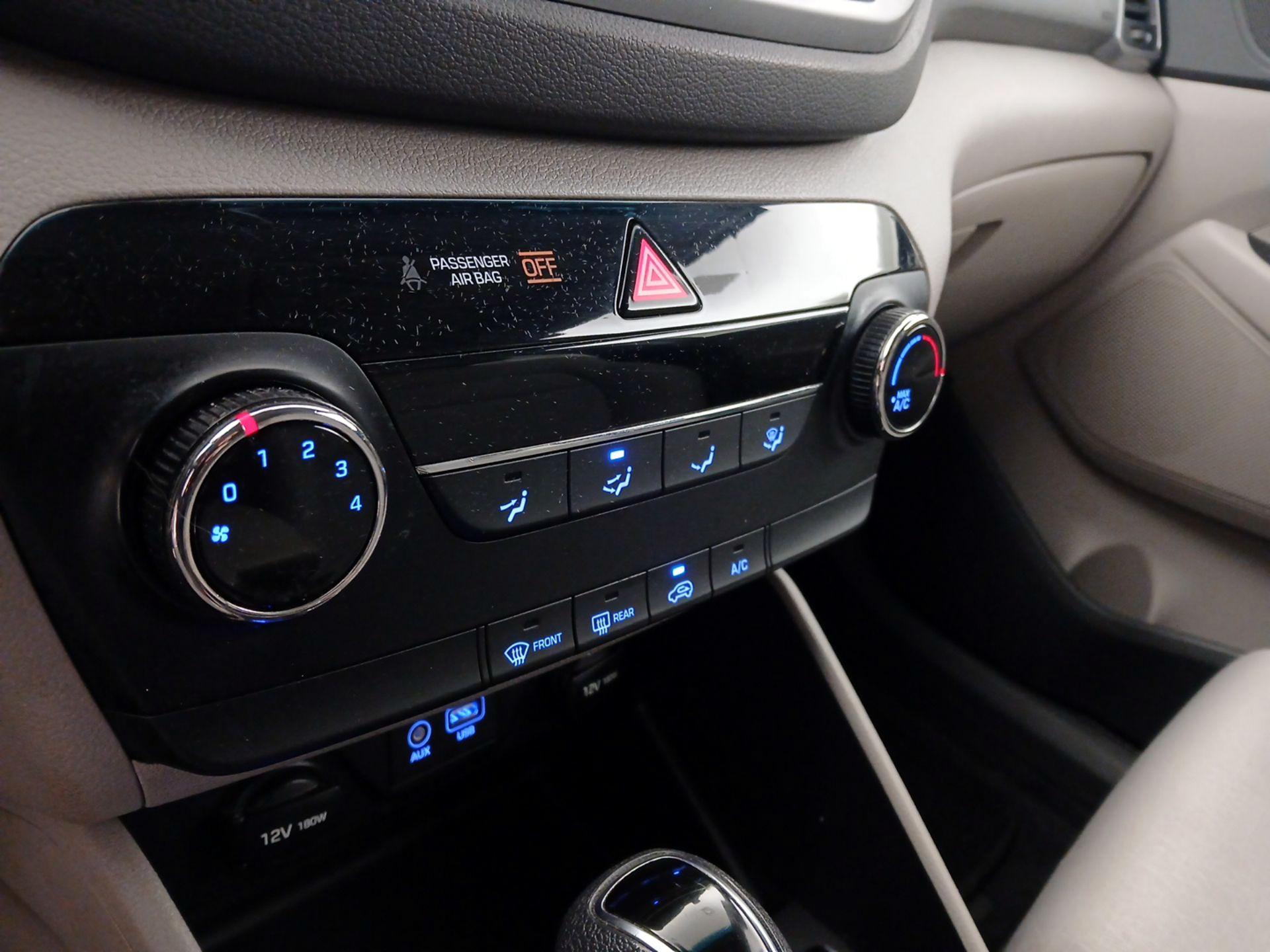 Thumbnail: 2017 Hyundai Tucson - 16