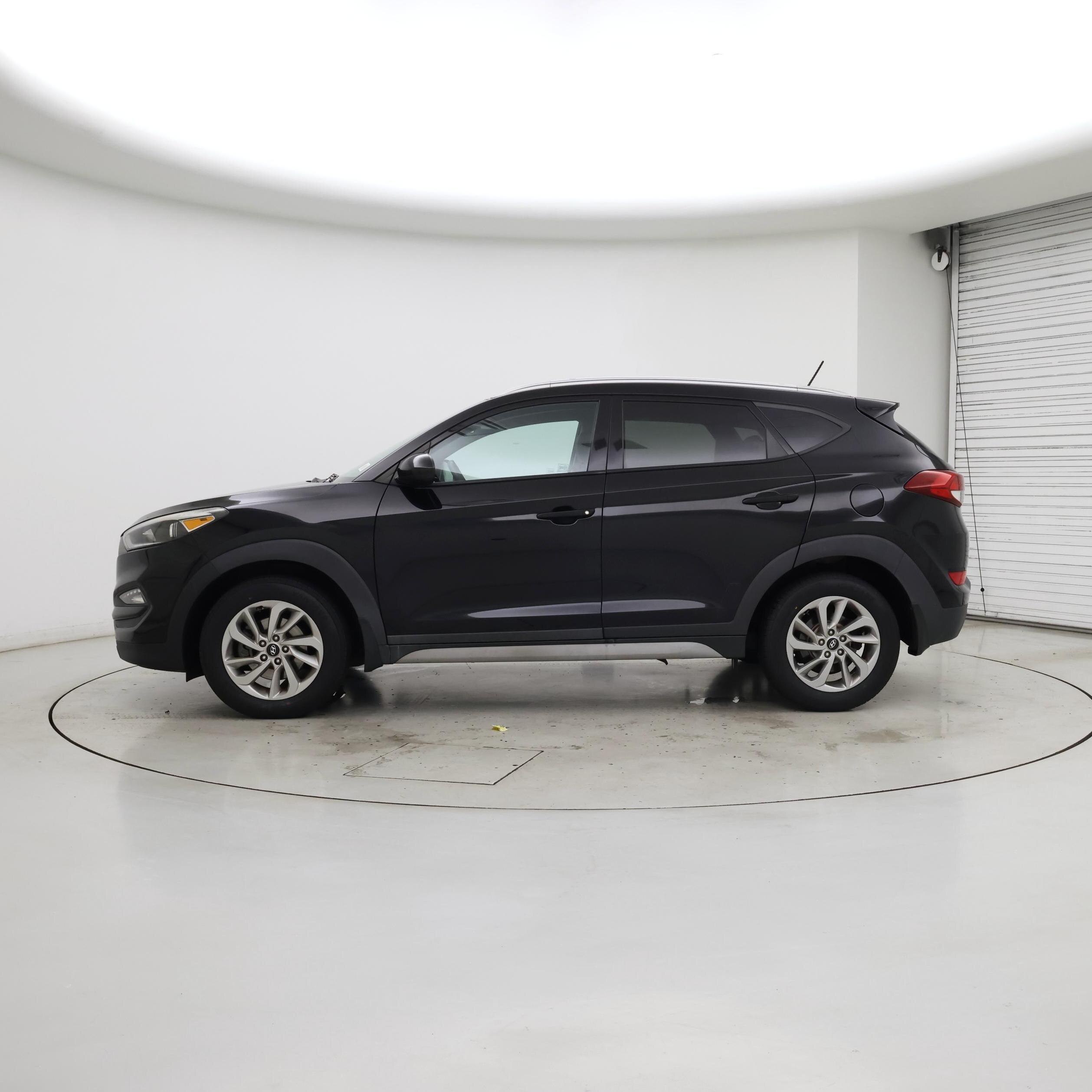 Thumbnail: 2017 Hyundai Tucson - 3