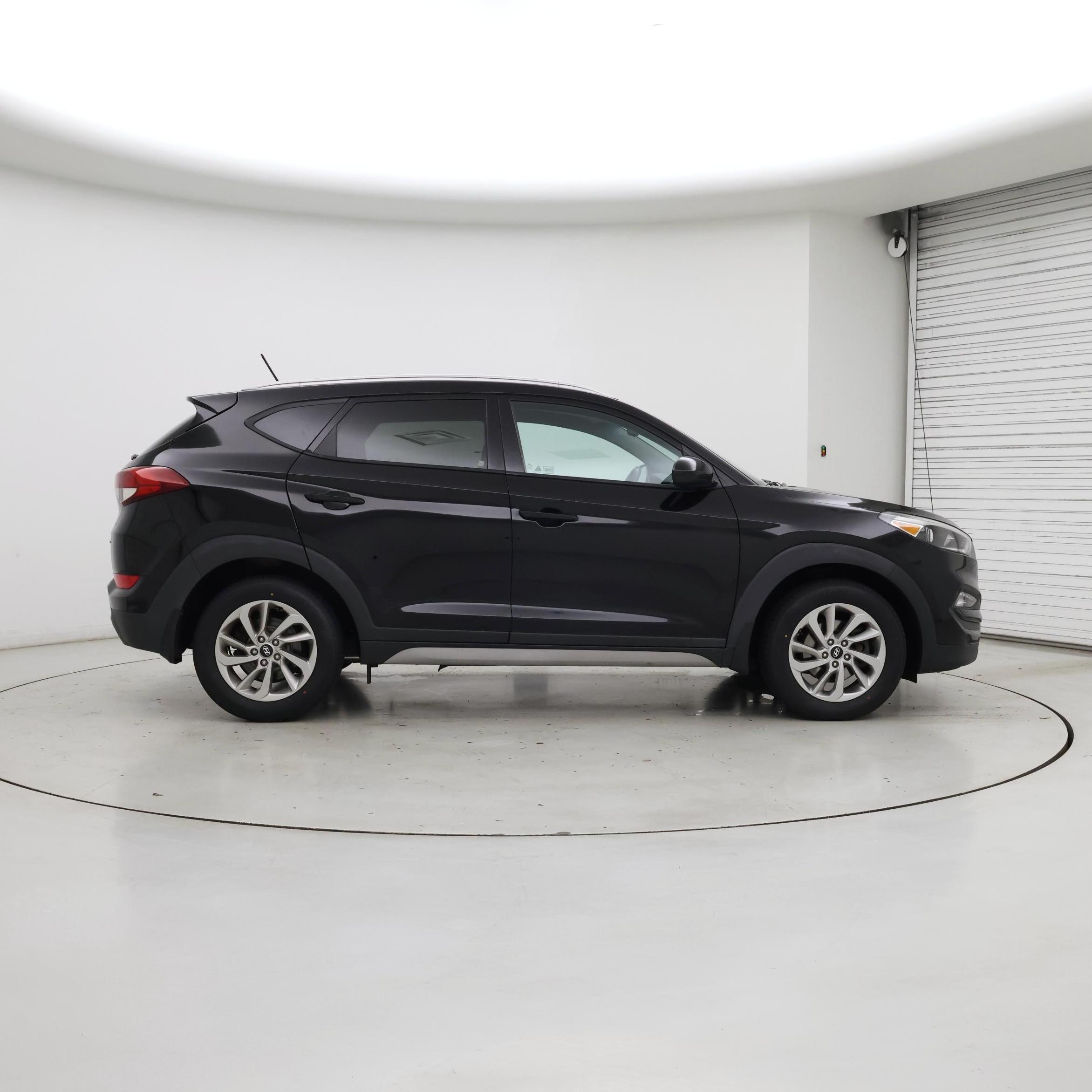 Thumbnail: 2017 Hyundai Tucson - 7