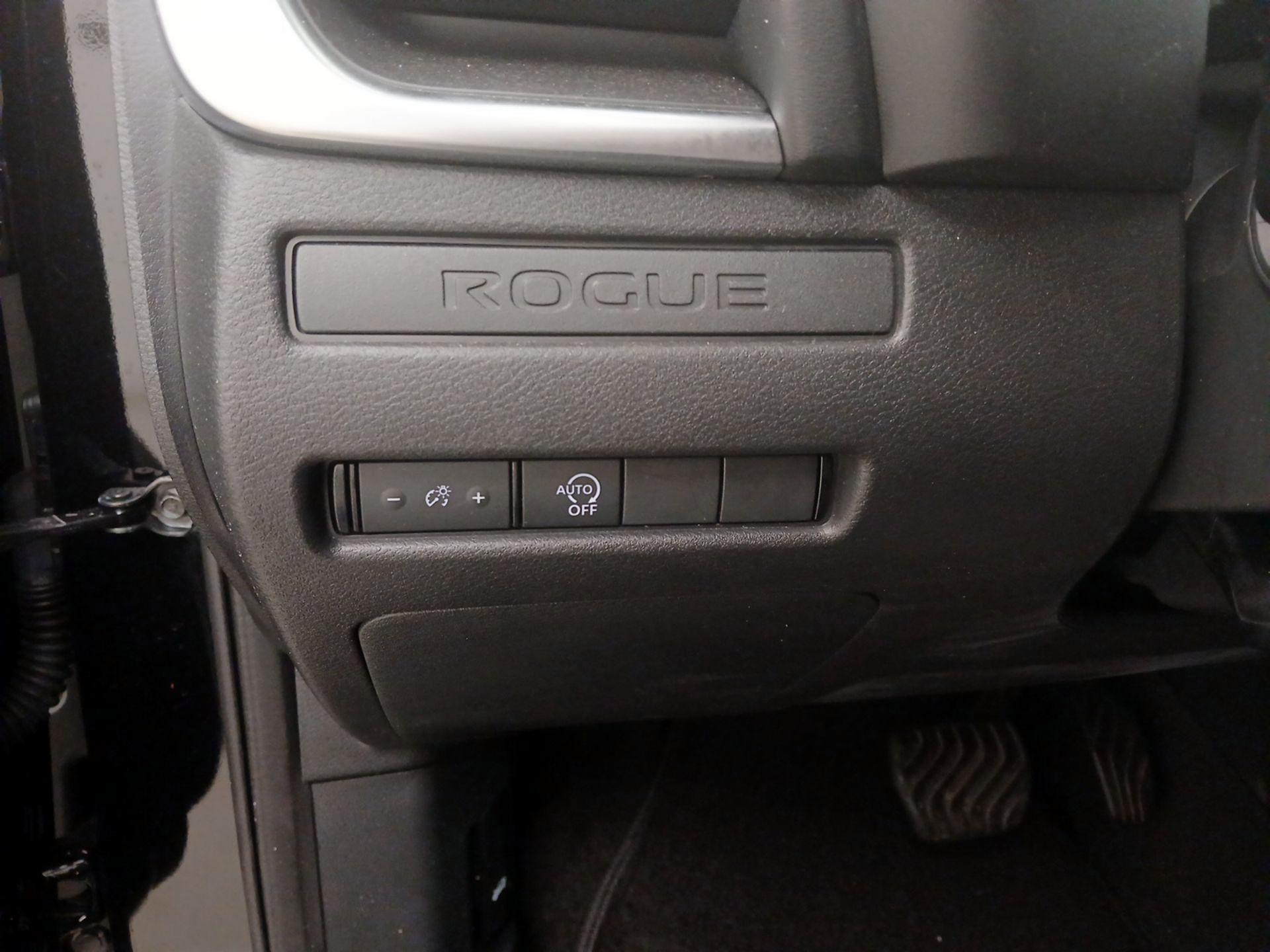 Thumbnail: 2023 Nissan Rogue - 13