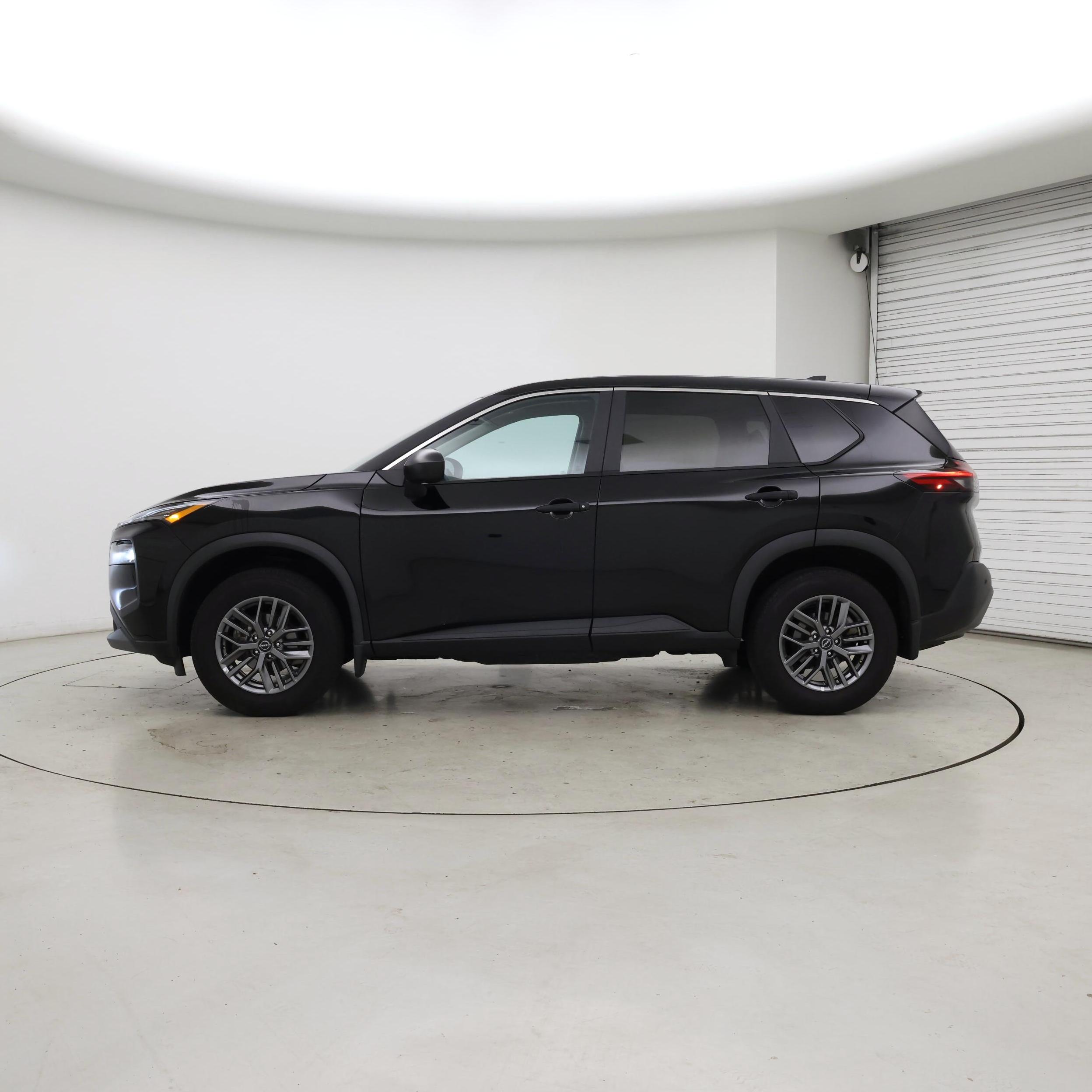 Thumbnail: 2023 Nissan Rogue - 3