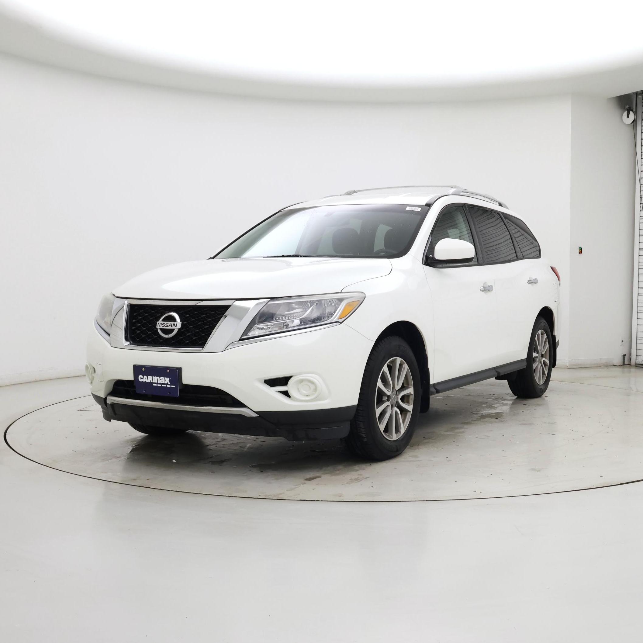 Thumbnail: 2015 Nissan Pathfinder - 4