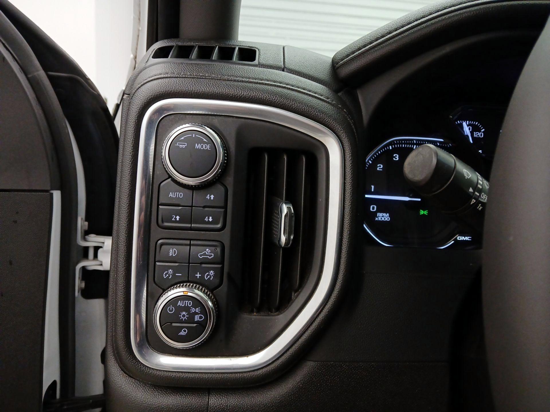 Thumbnail: 2022 GMC Sierra 2500 - 13