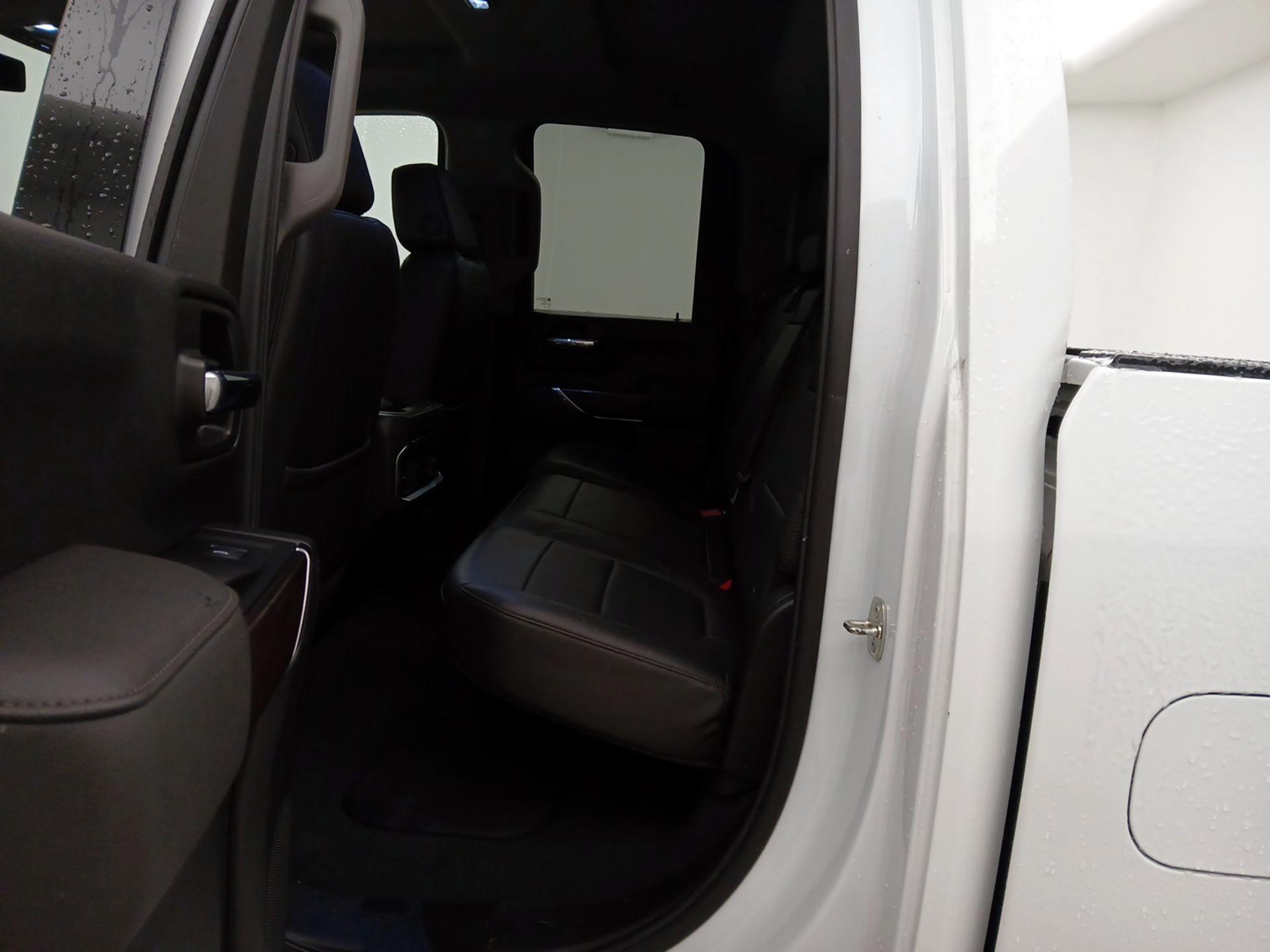 Thumbnail: 2022 GMC Sierra 2500 - 19