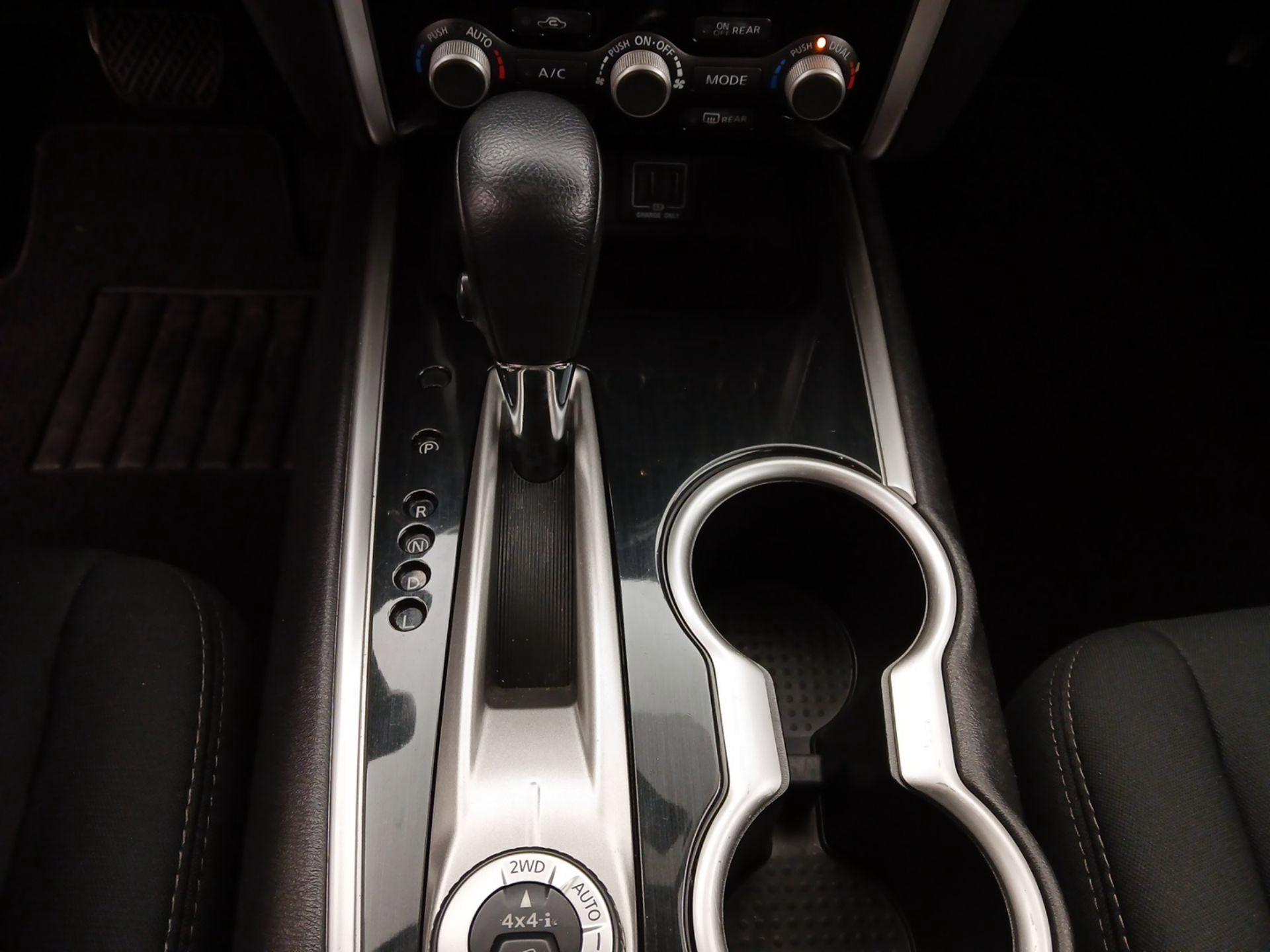 Thumbnail: 2018 Nissan Pathfinder - 17